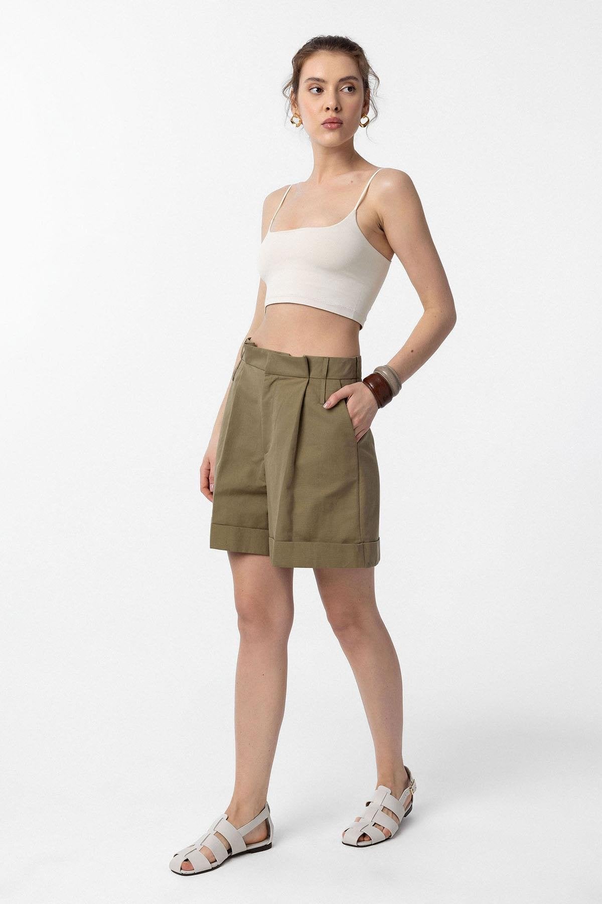 Antioch-Haki Yüksek Bel Pensli Kadın Bermuda Şort-Şort-2-Milagron.com