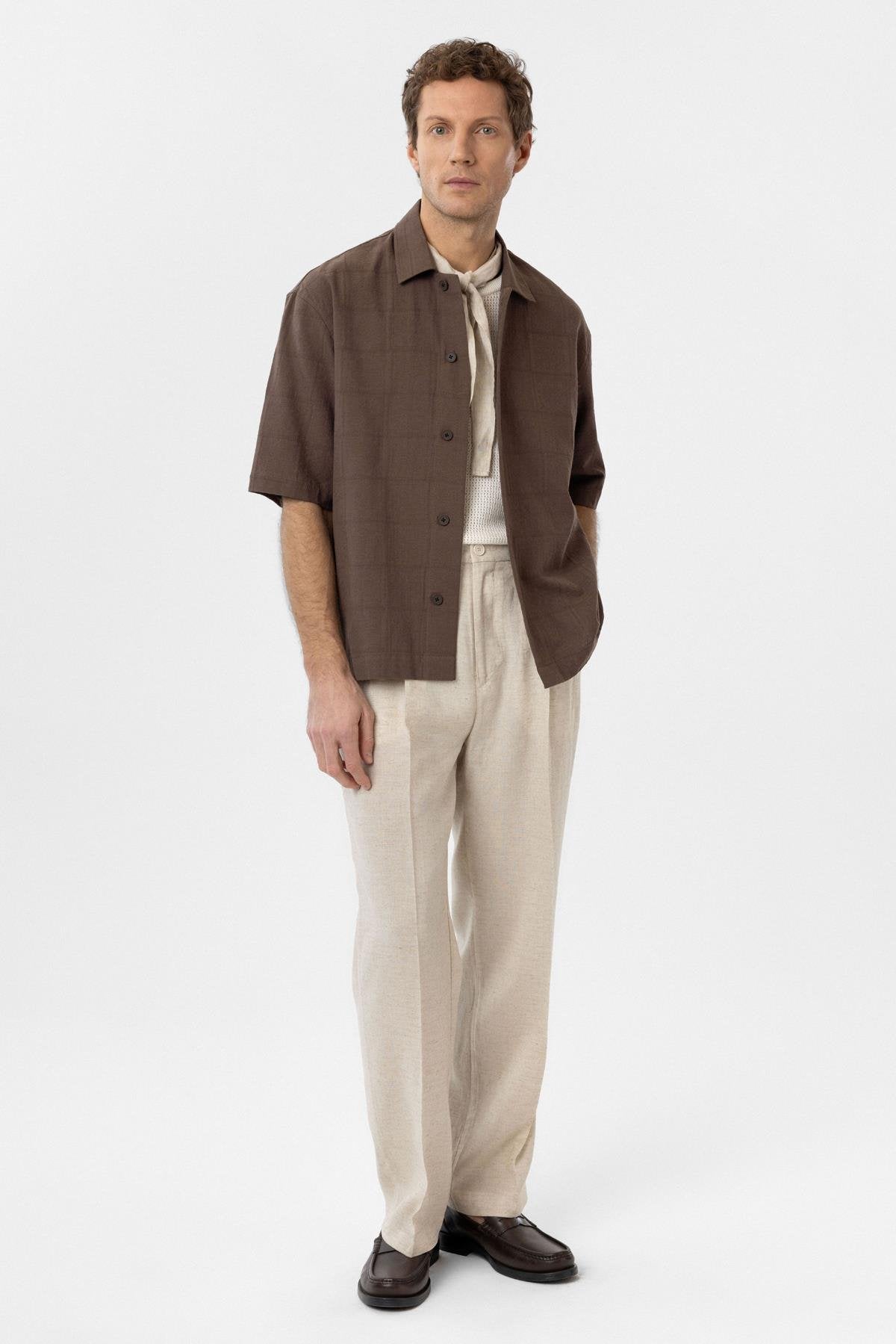 Antioch-Kahve Dokulu Jakarlı Pamuklu Erkek Kısa Kol Gömlek-Gömlek-4-Milagron.com