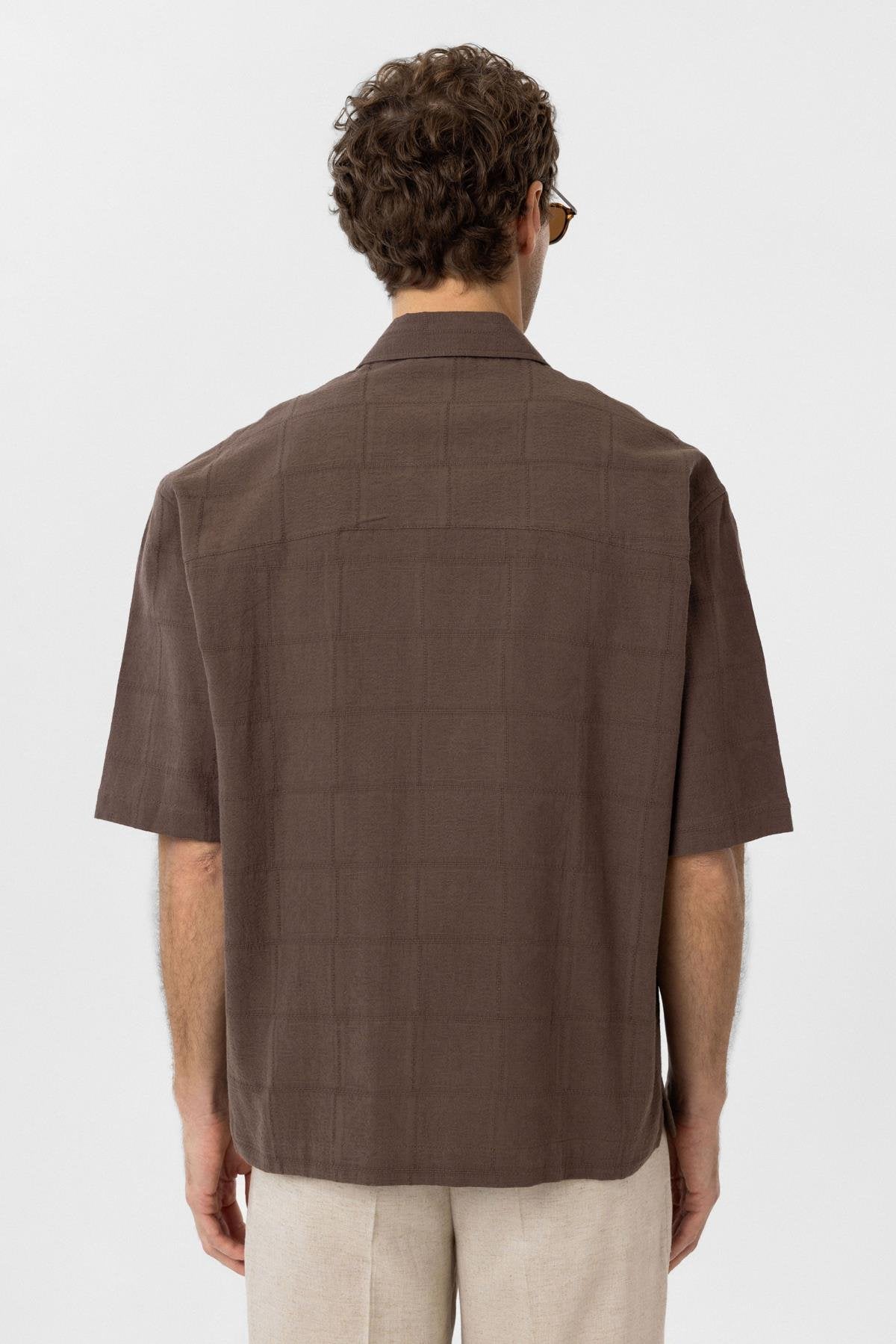 Antioch-Kahve Dokulu Jakarlı Pamuklu Erkek Kısa Kol Gömlek-Gömlek-7-Milagron.com