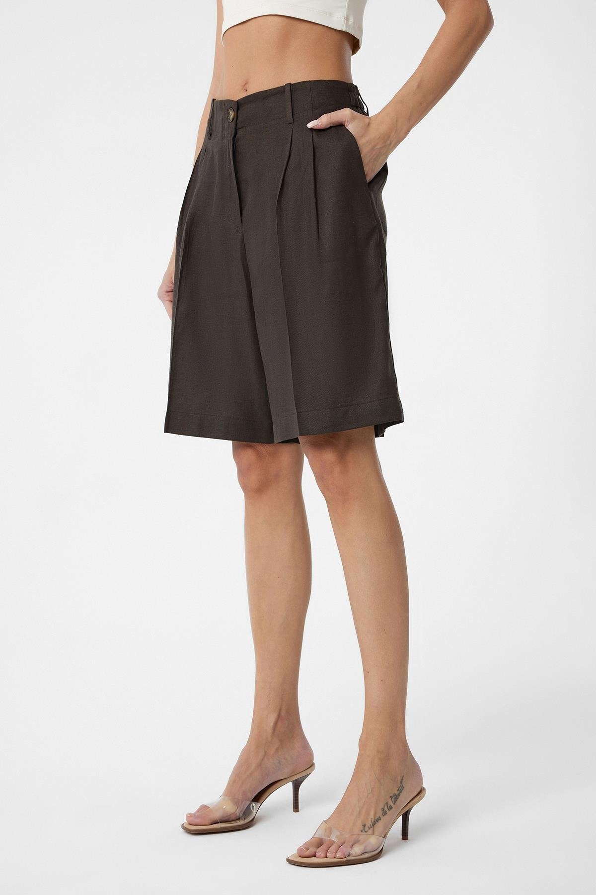 Antioch-Kahve Keten Karışımlı Kadın Bermuda-Şort-1-Milagron.com