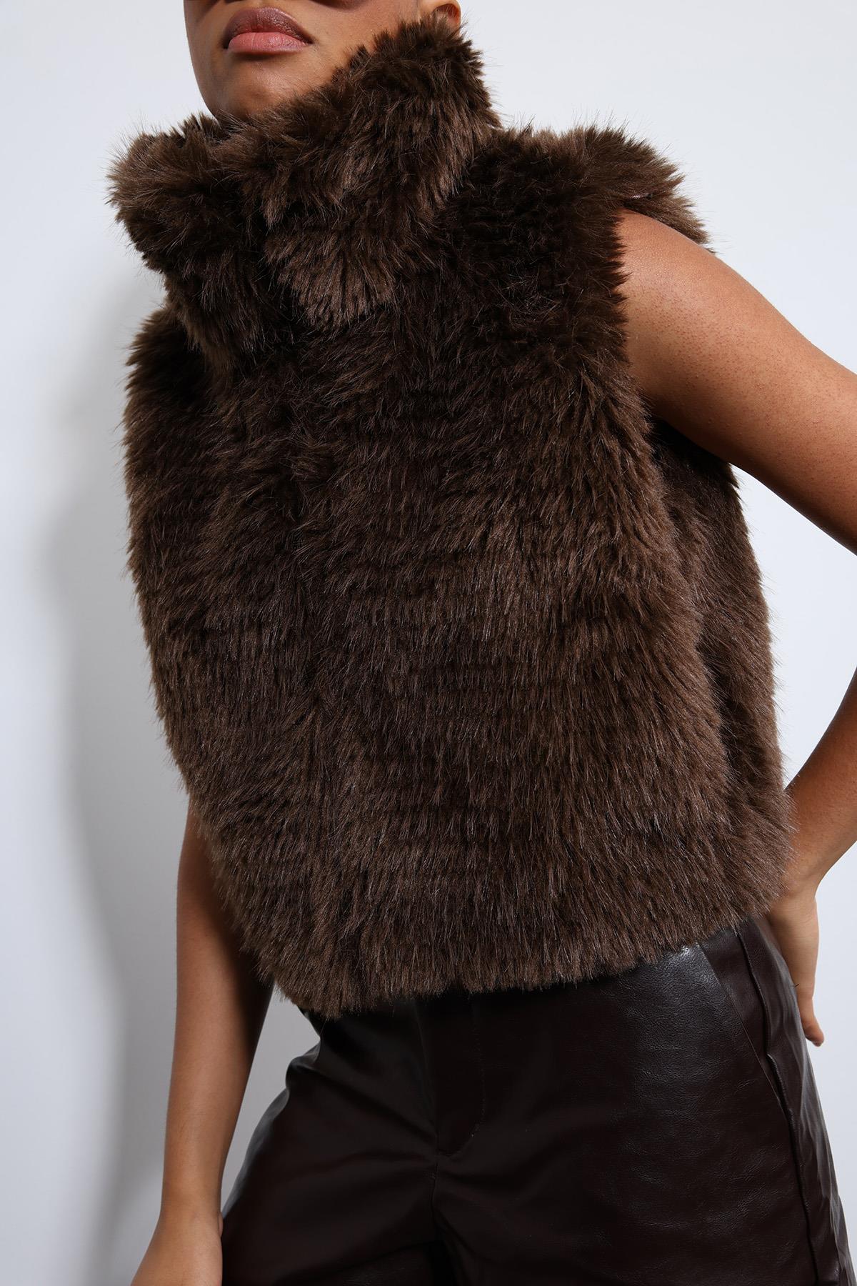 Antioch-Kahve Peluş Görünümlü Yelek-Yelek-4-Milagron.com