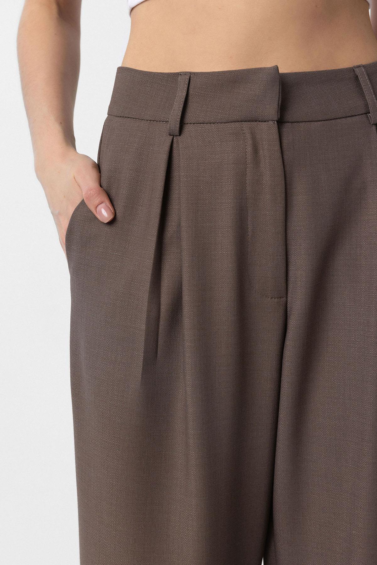 Antioch-Kahve Pilili Soft Bilek Boyu Kadın Pantolon-Kumaş Pantolon-3-Milagron.com