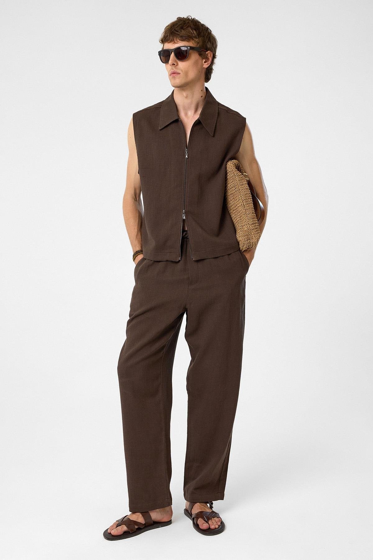 Antioch-Kahve Polo Yaka Dokulu Erkek Yelek-Yelek-3-Milagron.com