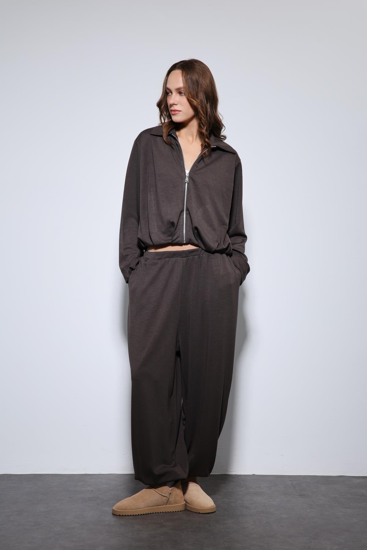 Antioch-Kahve Volümlü Ceket Ve Paça Lastikli Eşofman Takım-Takım-5-Milagron.com