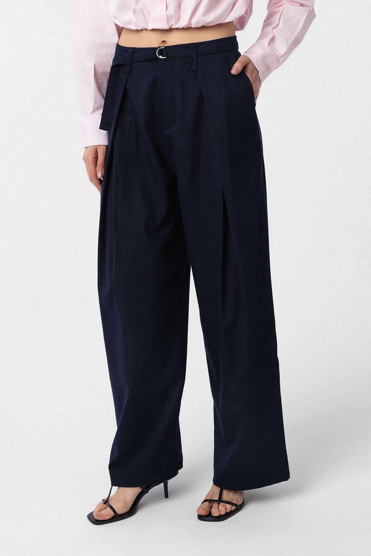 Antioch-Lacivert Kemerli Pilili Kadın Pantolon-Kumaş Pantolon-1-Milagron.com