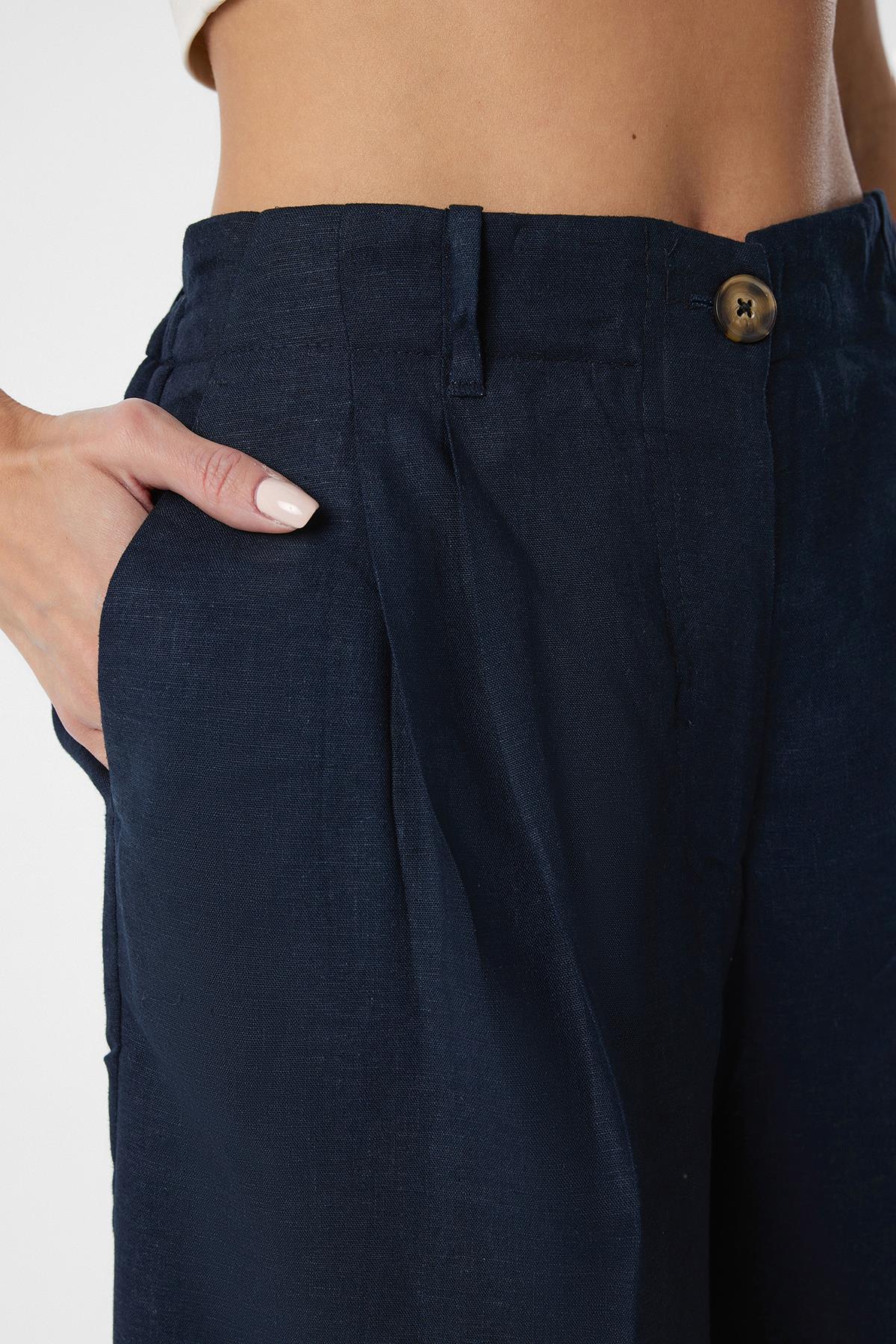 Antioch-Lacivert Keten Karışımlı Kadın Bermuda-Şort-3-Milagron.com