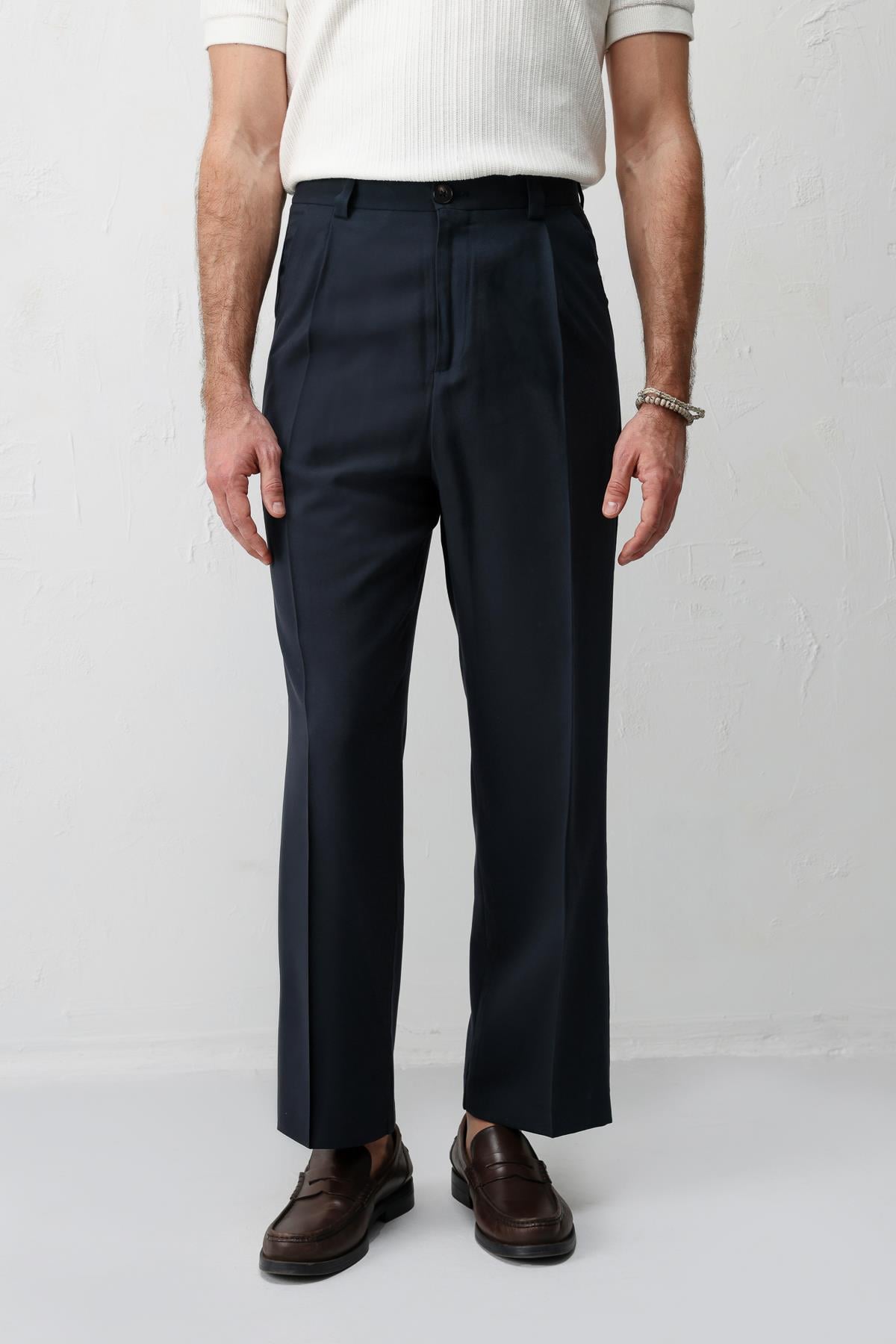 Antioch Lacivert Pileli Relaxed Fit Erkek Pantolon