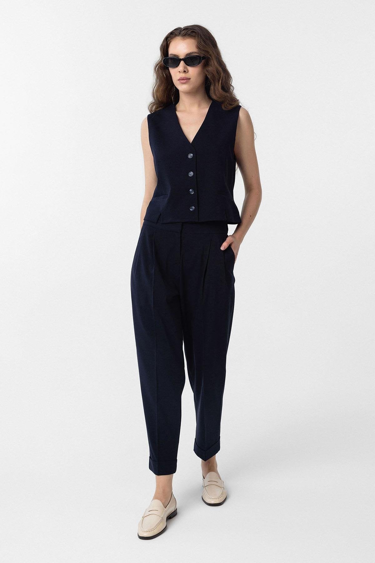 Antioch-Lacivert Yırtmaçlı Kadın Yelek-Yelek-2-Milagron.com