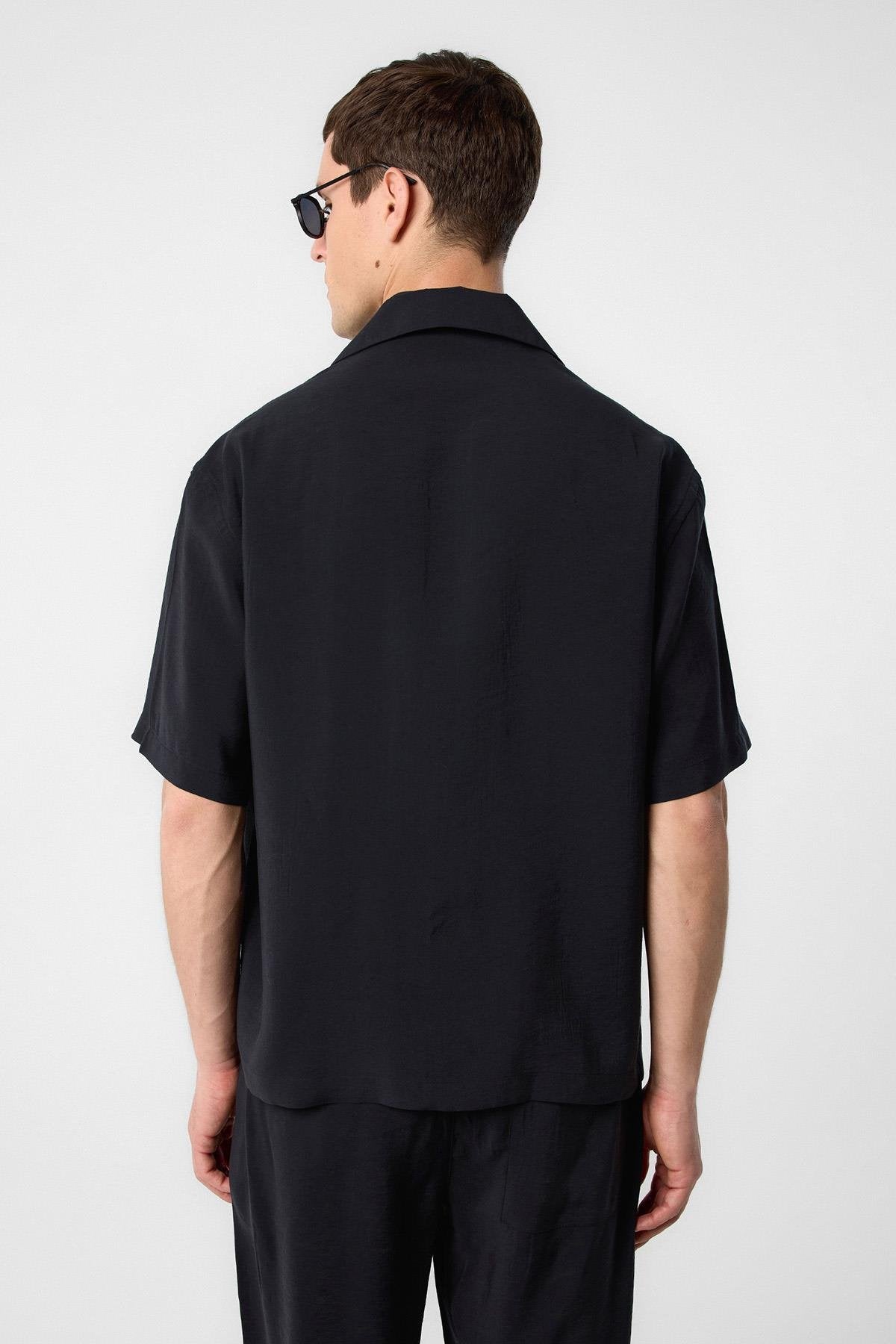 Antioch-Siyah Apaş Yaka Modal Kumaş Erkek Gömlek-Gömlek-5-Milagron.com