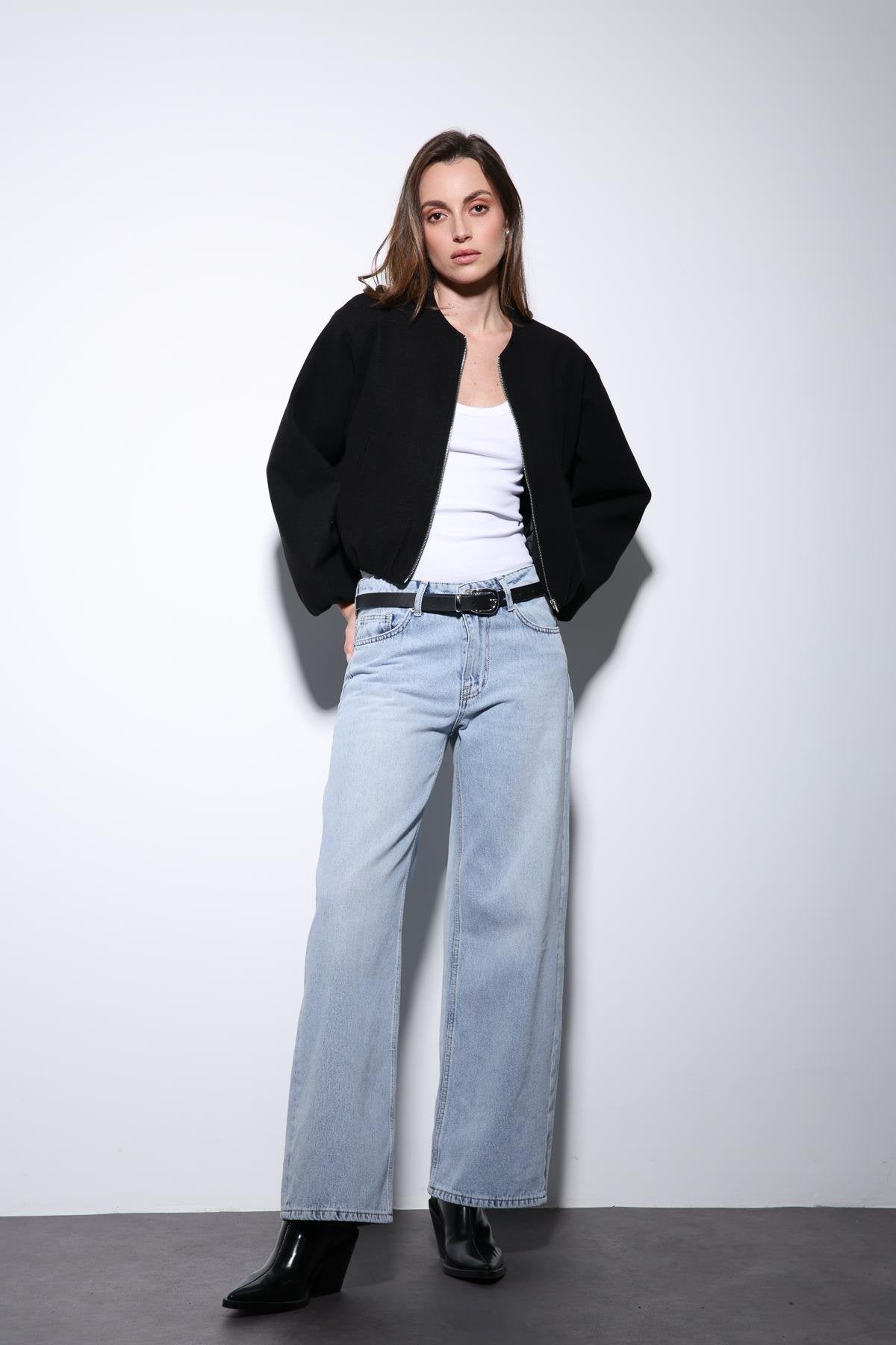 Antioch-Siyah Bel Lastikli Crop Kadın Mont-Mont-2-Milagron.com