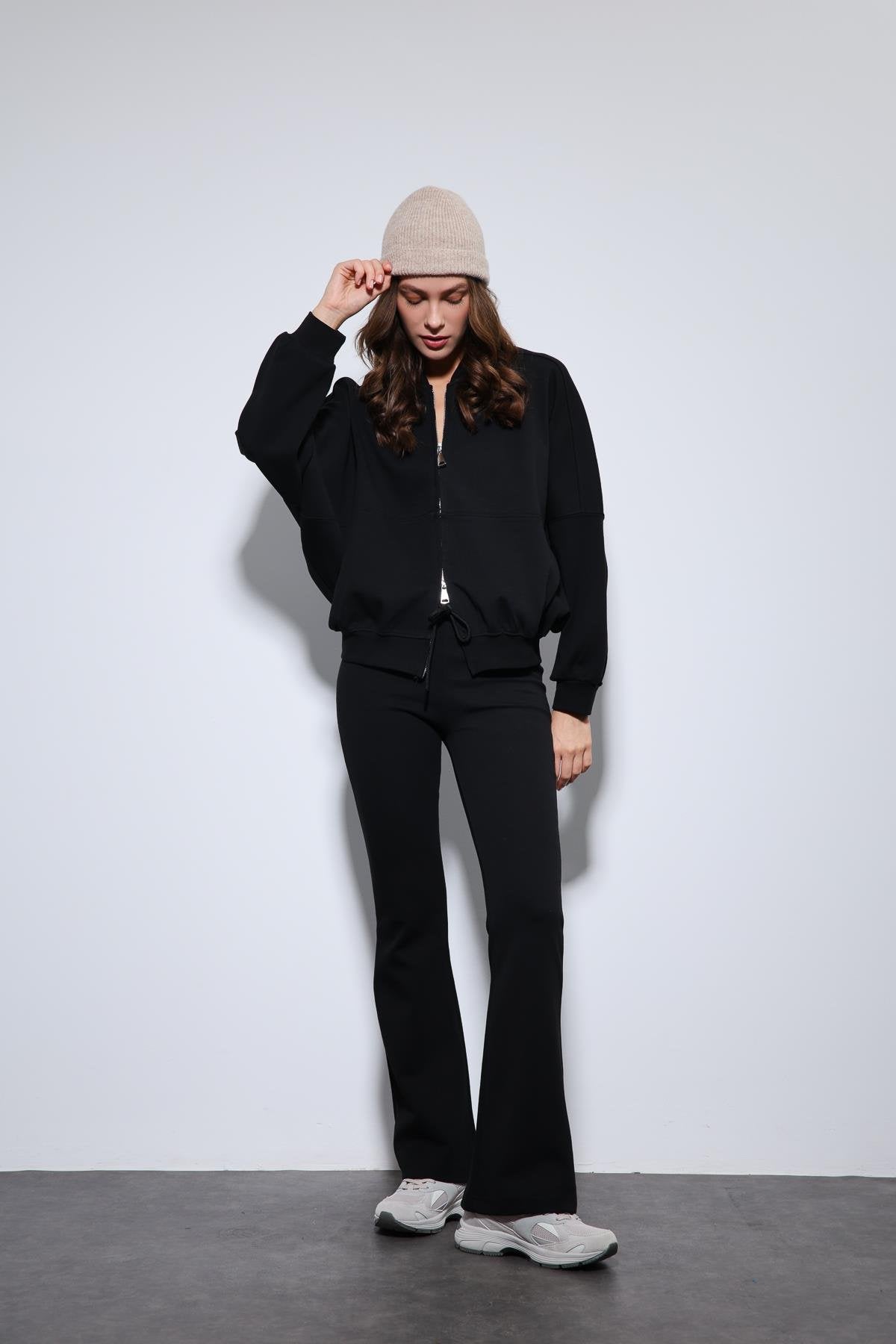 Antioch-Siyah Bomber Ceket Ve İspanyol Paça Eşofman Takım-Takım-1-Milagron.com