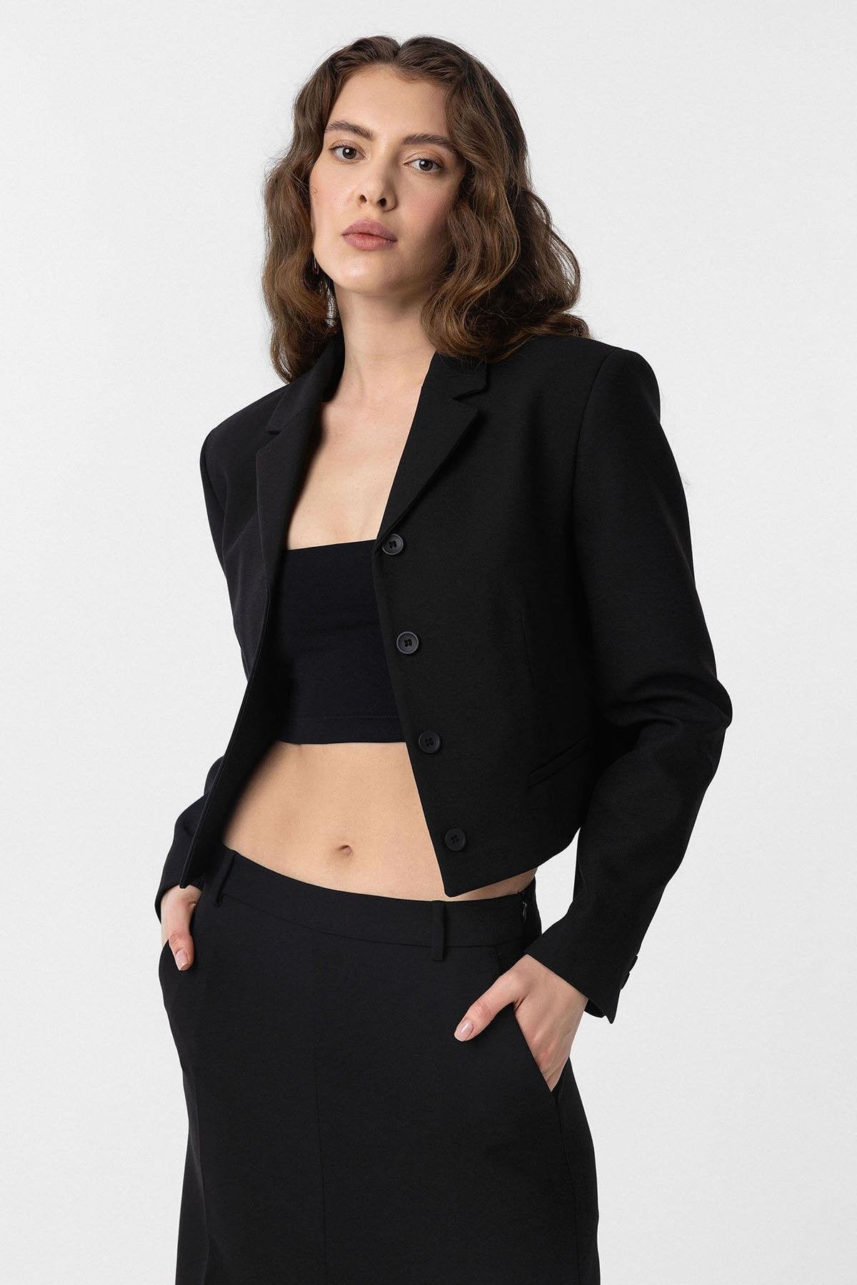 Antioch-Siyah Crop Kadın Blazer Ceket-Blazer Ceket-4-Milagron.com
