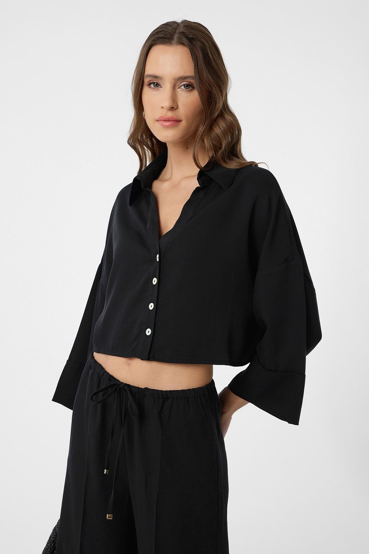 Antioch-Siyah Crop Kadın Gömlek-Gömlek-1-Milagron.com