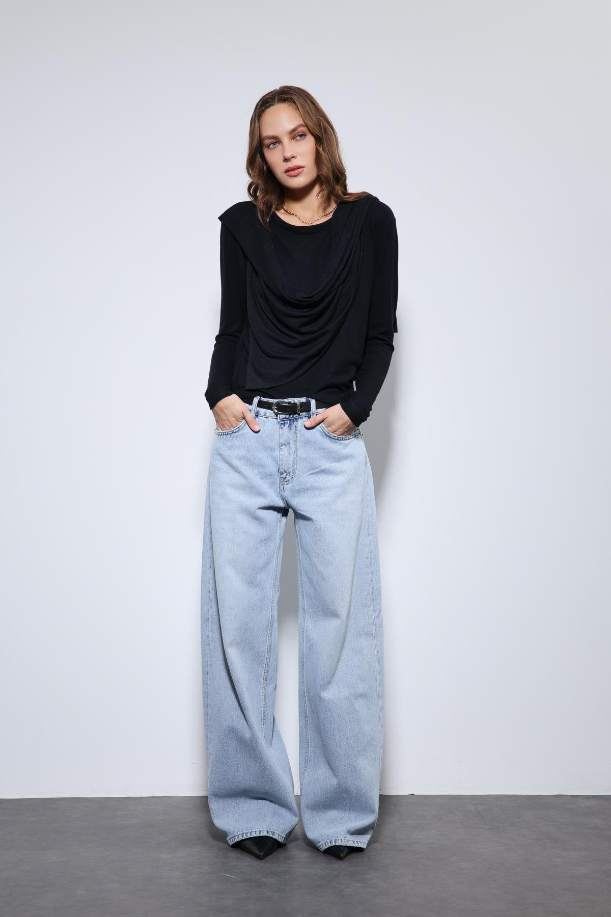 Antioch-Siyah Drapeli şal Detaylı Top-Top-1-Milagron.com