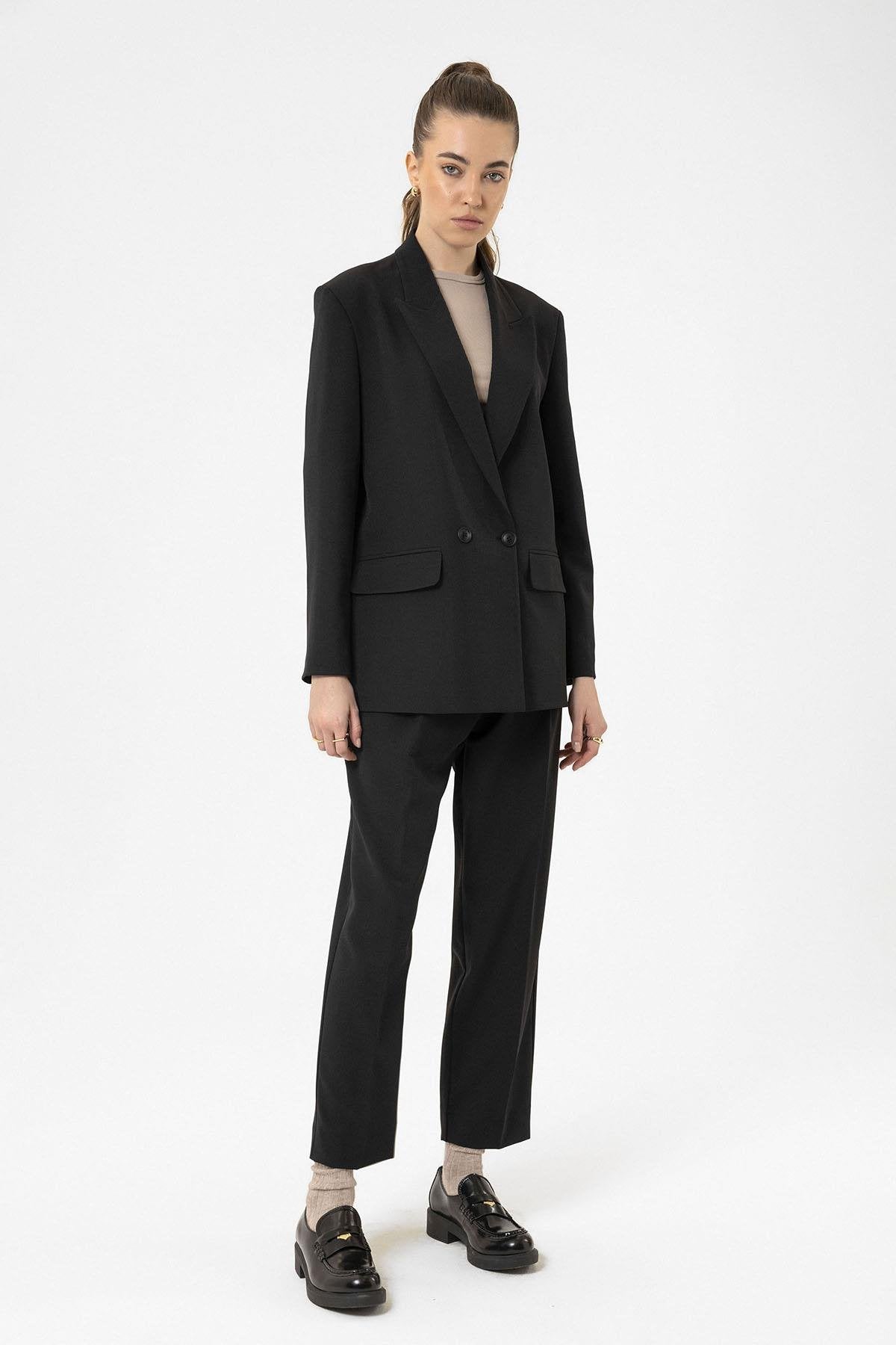 Antioch-Siyah Kadın Kruvaze Kapama Oversize Blazer Ceket-Ceket-3-Milagron.com