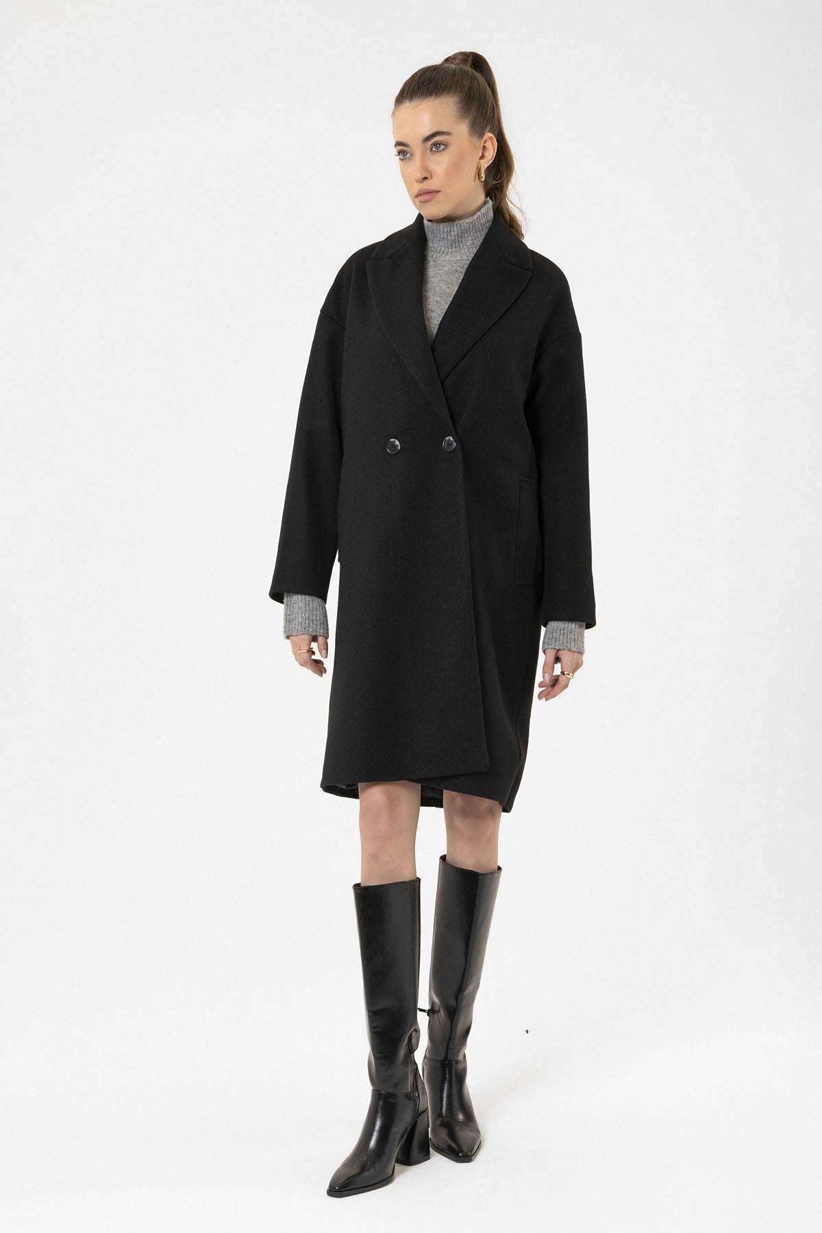 Antioch-Siyah Kadın Kruvaze Kapama Oversize Kaban-Kaban-3-Milagron.com