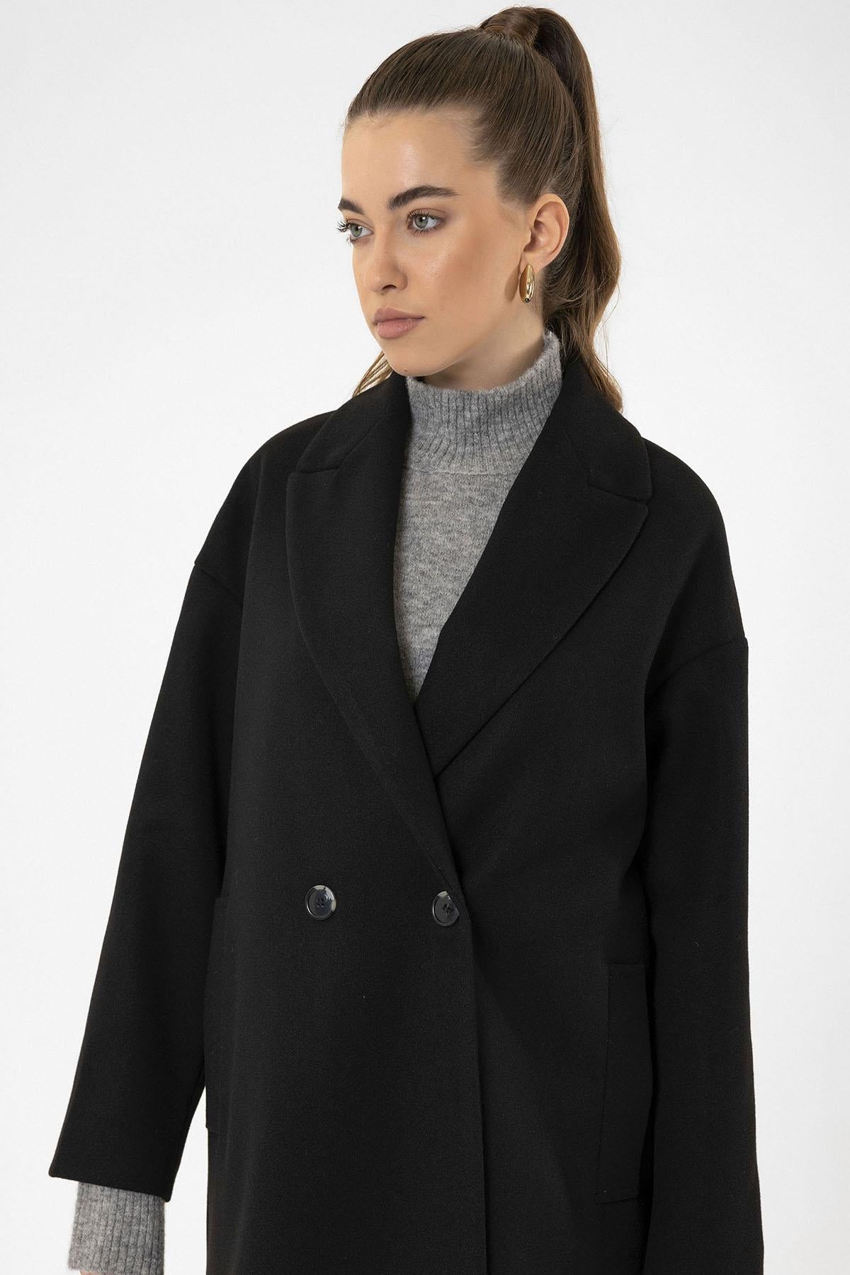 Antioch-Siyah Kadın Kruvaze Kapama Oversize Kaban-Kaban-4-Milagron.com