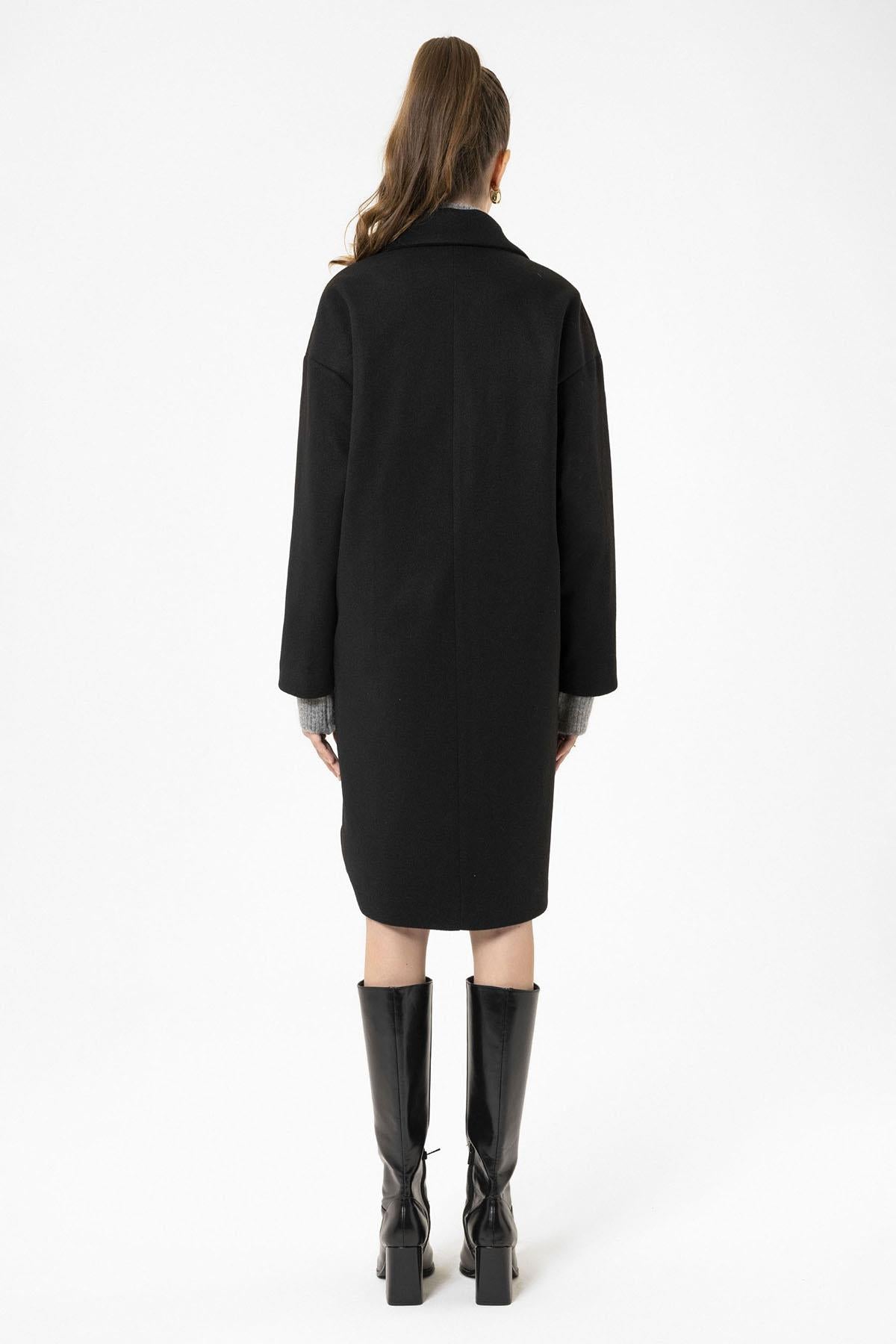 Antioch-Siyah Kadın Kruvaze Kapama Oversize Kaban-Kaban-6-Milagron.com