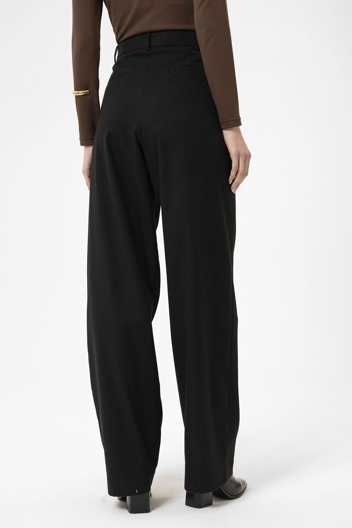 Antioch-Siyah Kadın Yüksek Bel Pens Detaylı Straight Fit Pantolon-Kumaş Pantolon-5-Milagron.com