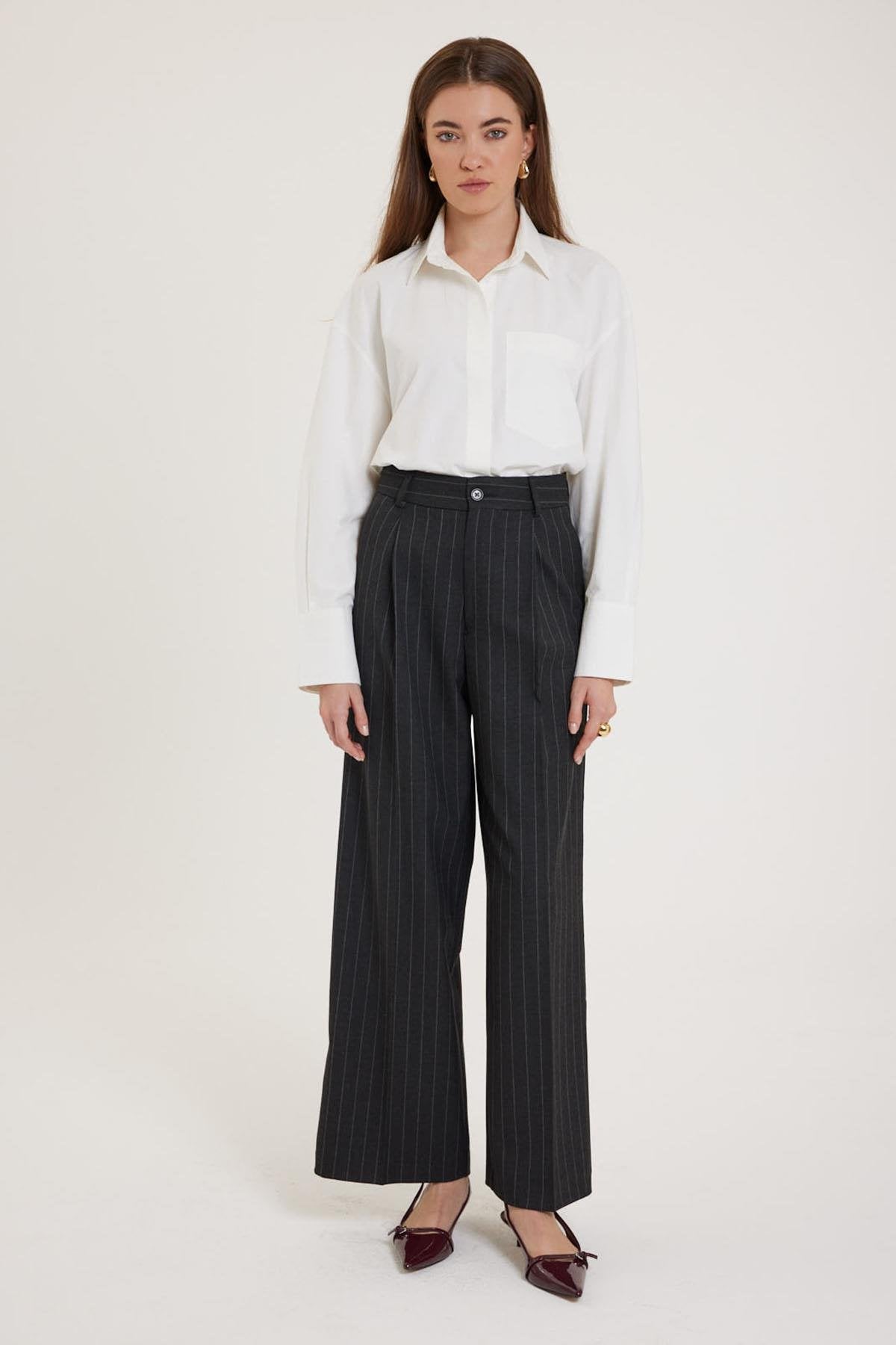 Antioch-Siyah Kadın Yüksek Bel Pileli Çizgili Pantolon-Kumaş Pantolon-4-Milagron.com