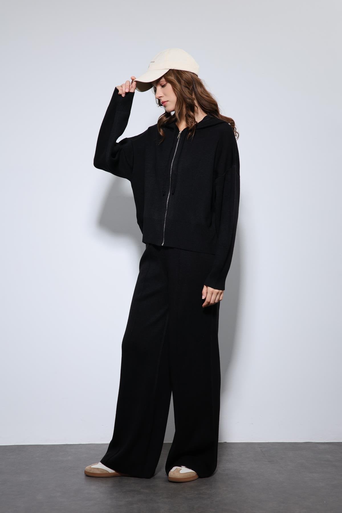 Antioch-Siyah Kapüşonlu üst Ve Geniş Paça Triko Takım-Alt - Üst Takım-1-Milagron.com