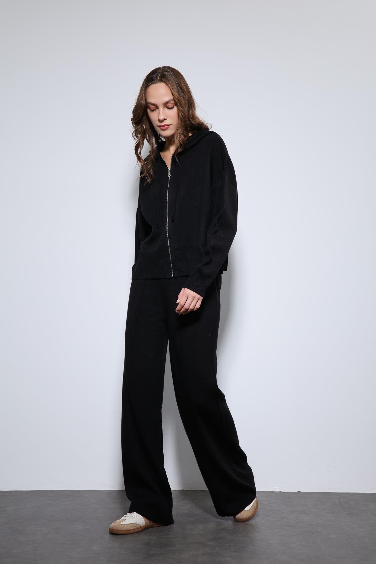Antioch-Siyah Kapüşonlu üst Ve Geniş Paça Triko Takım-Alt - Üst Takım-4-Milagron.com