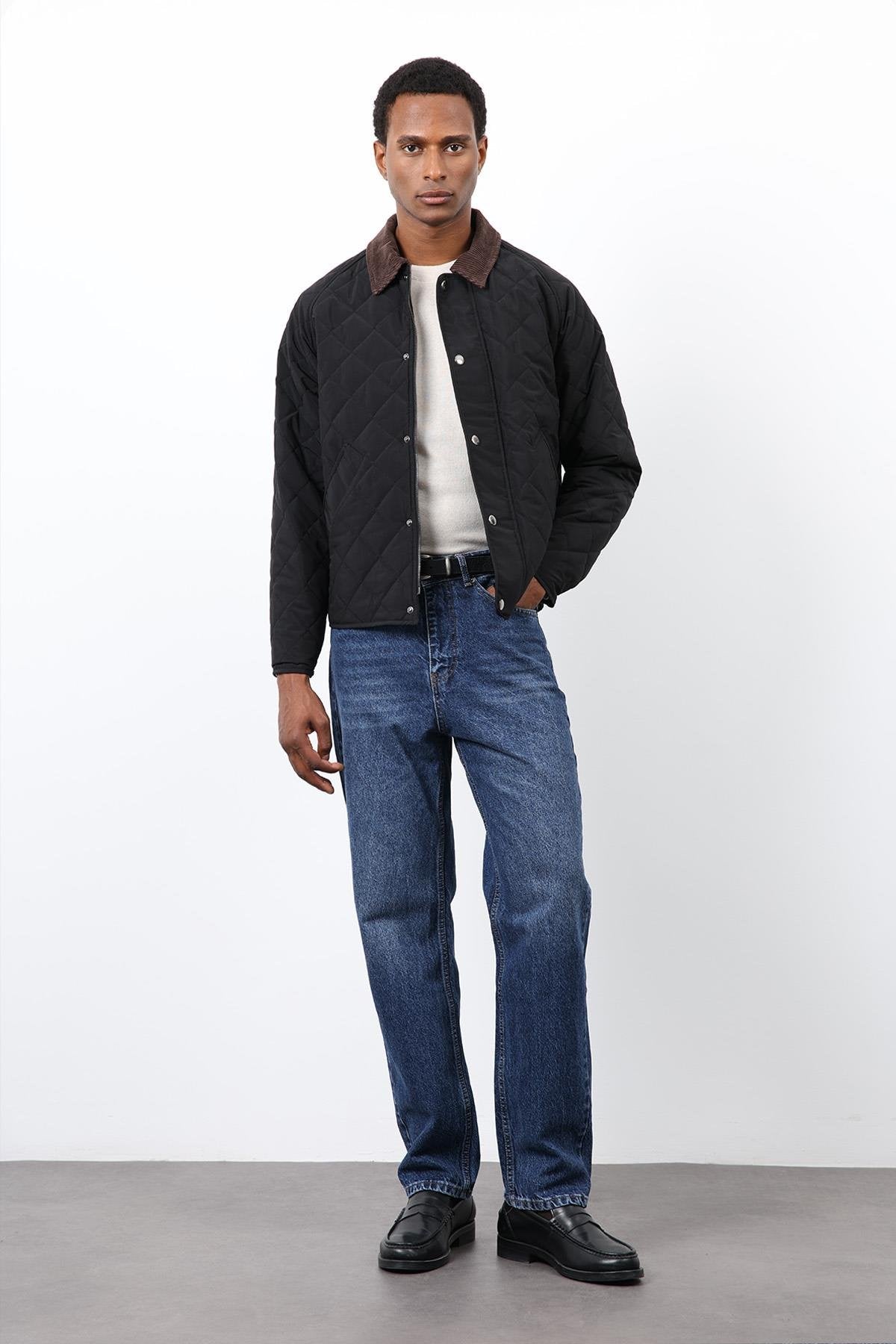 Antioch-Siyah Kontrast Yaka Baklava Desenli Erkek Mont-Mont-1-Milagron.com