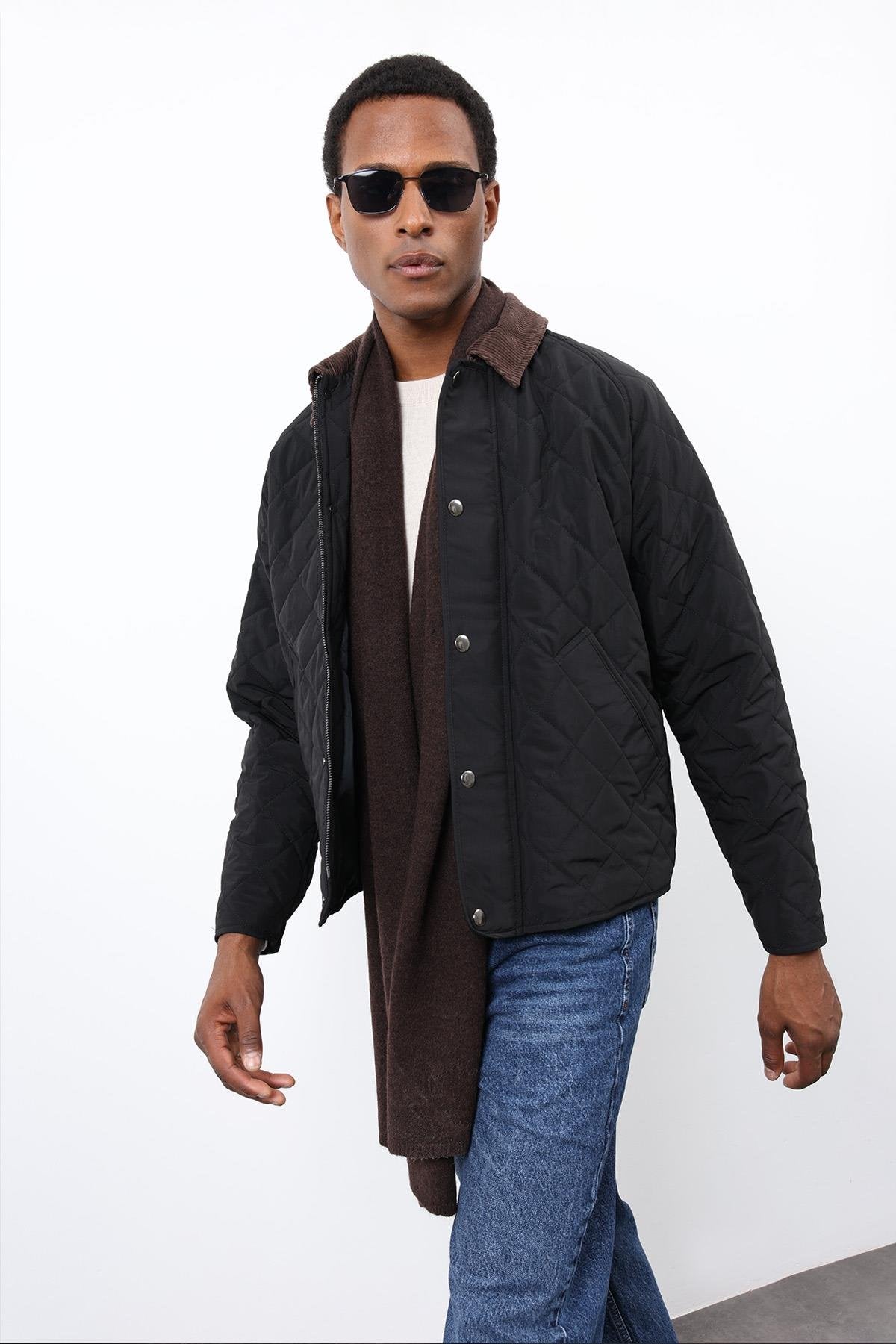 Antioch-Siyah Kontrast Yaka Baklava Desenli Erkek Mont-Mont-2-Milagron.com