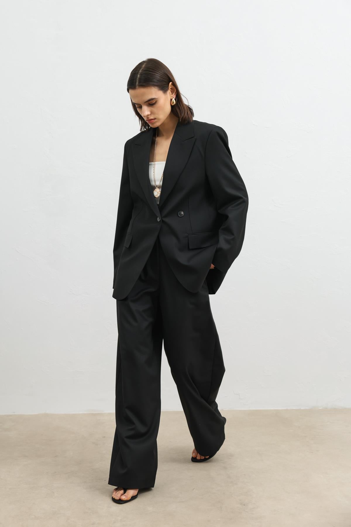 Antioch Siyah Kruvaze Kadın Blazer