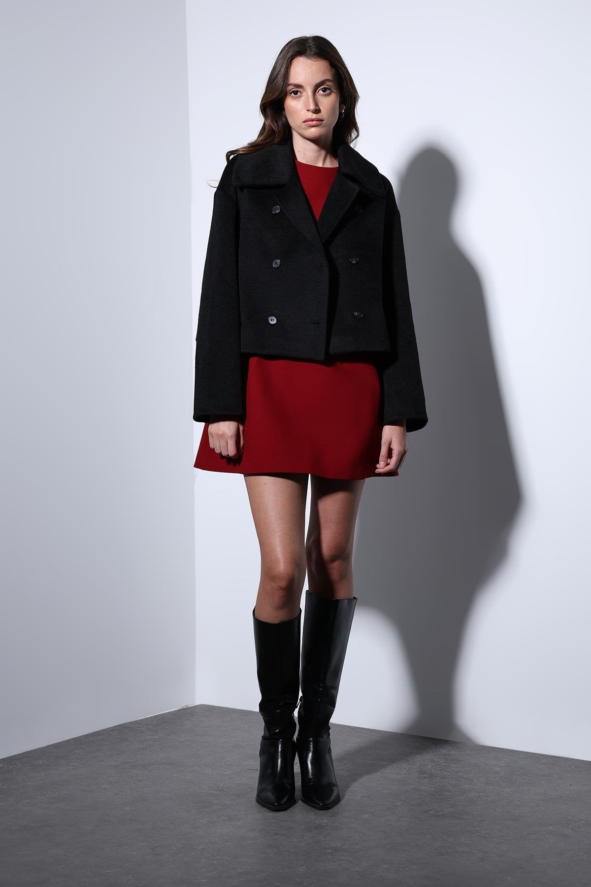 Antioch-Antioch Siyah Kruvaze Kadın Kısa Kaban-Kaban-2-Milagron.com