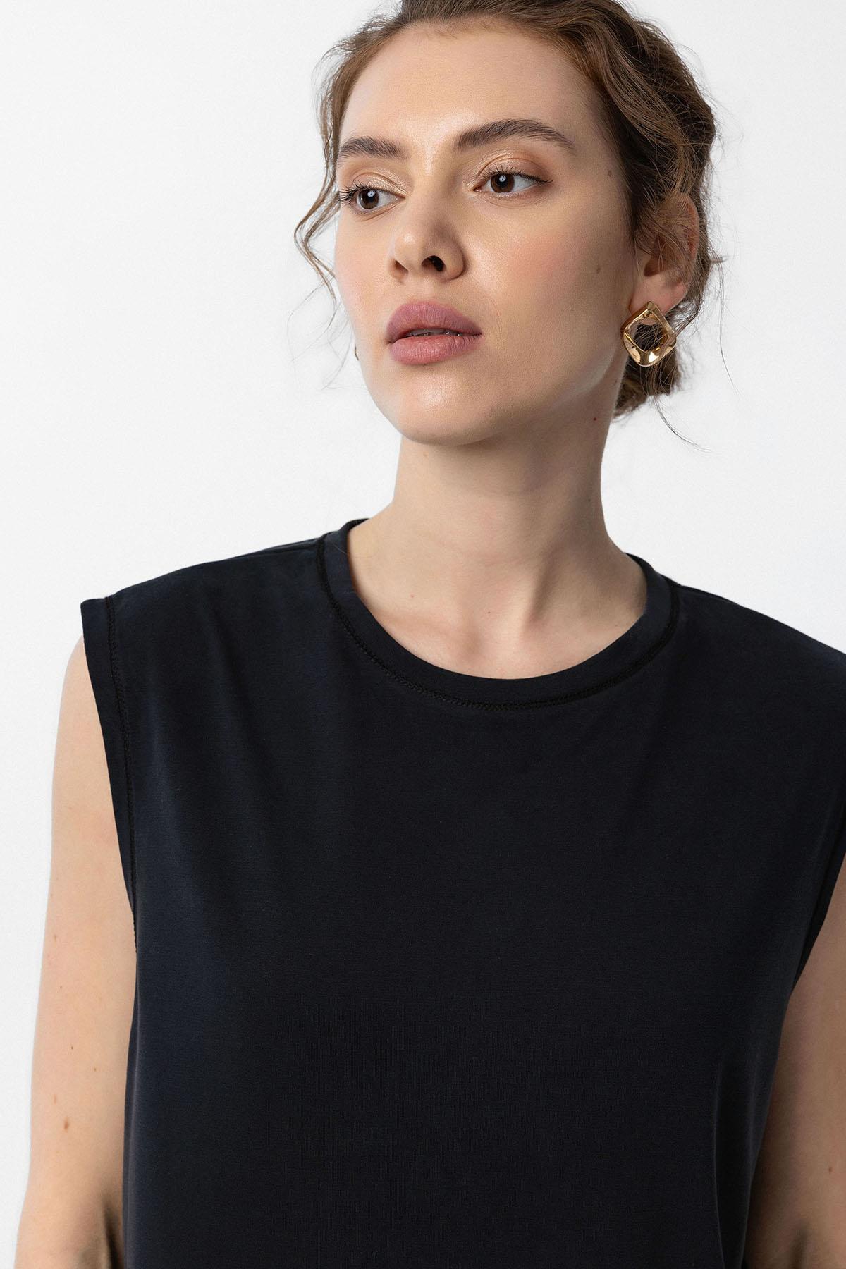 Antioch-Siyah Modal Kumaş Kadın T Shirt-T-Shirts-3-Milagron.com