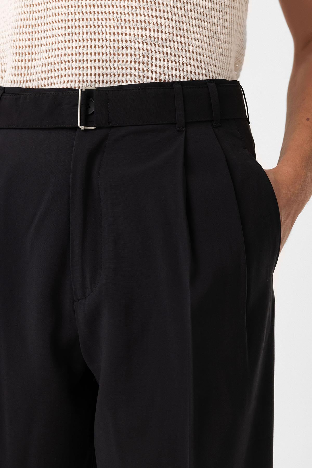 Antioch-Siyah Modal Kumaş Relax Fit Kemerli Erkek Pantolon-Kumaş Pantolon-4-Milagron.com