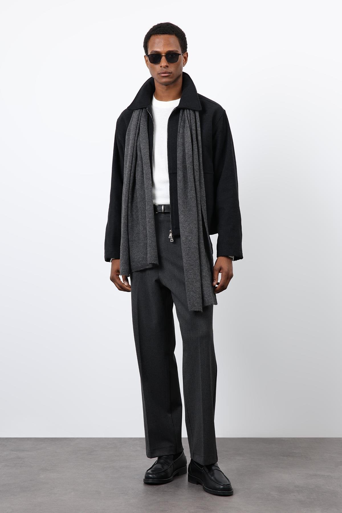 Antioch-Siyah Regular Fit Dokulu Erkek Mont-Mont-1-Milagron.com