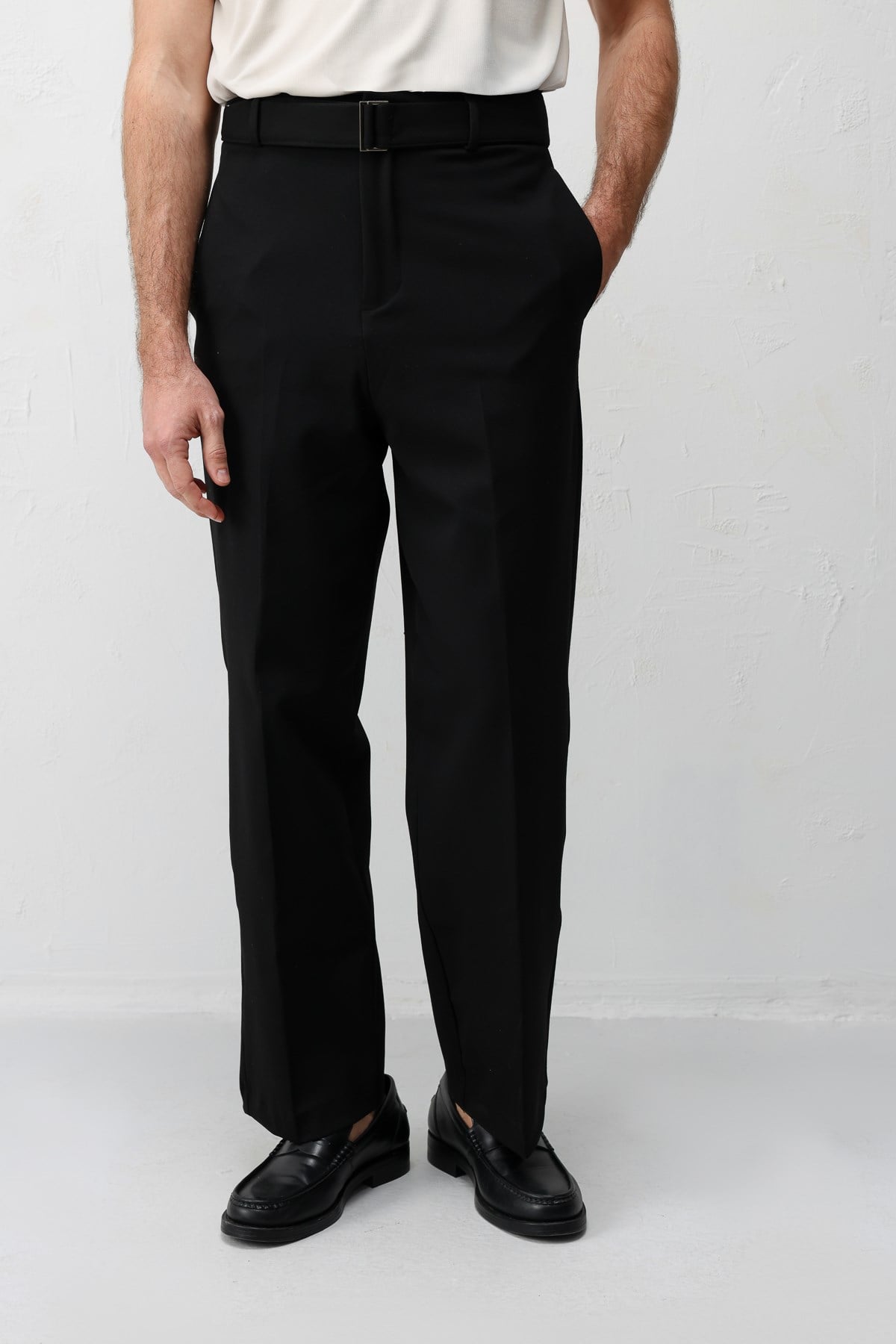 Antioch Siyah Relaxed Fit Kemerli Erkek Pantolon