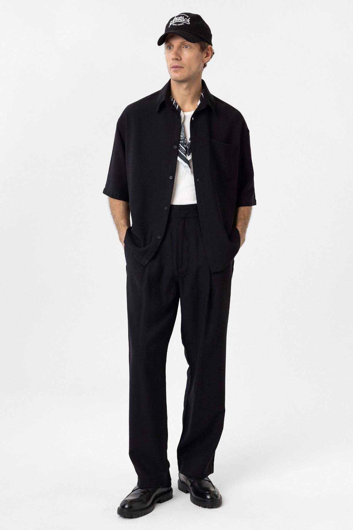 Antioch-Siyah Relaxed Kısa Kollu Erkek Gömlek-Gömlek-2-Milagron.com