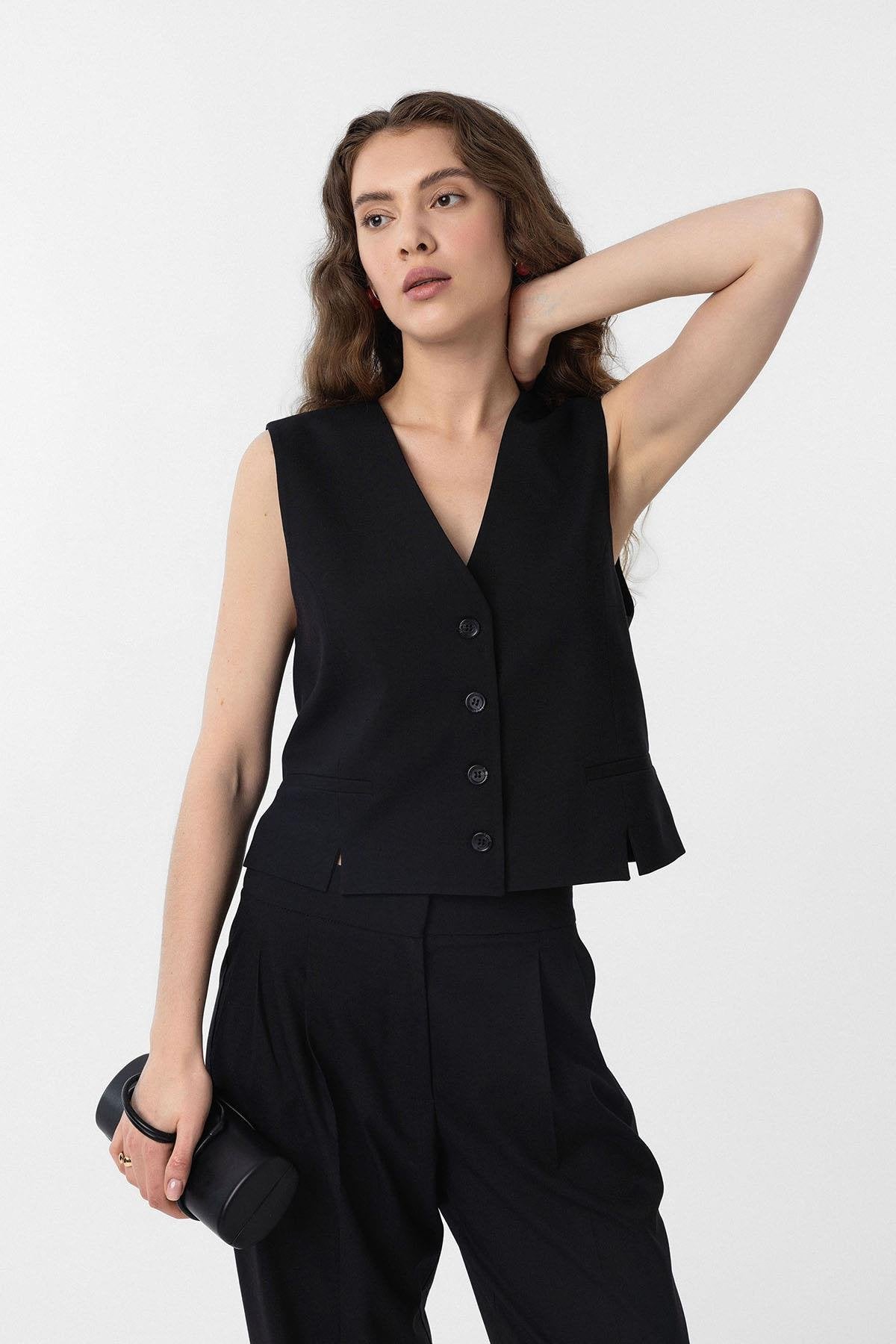 Antioch-Siyah Yırtmaçlı Kadın Yelek-Yelek-1-Milagron.com