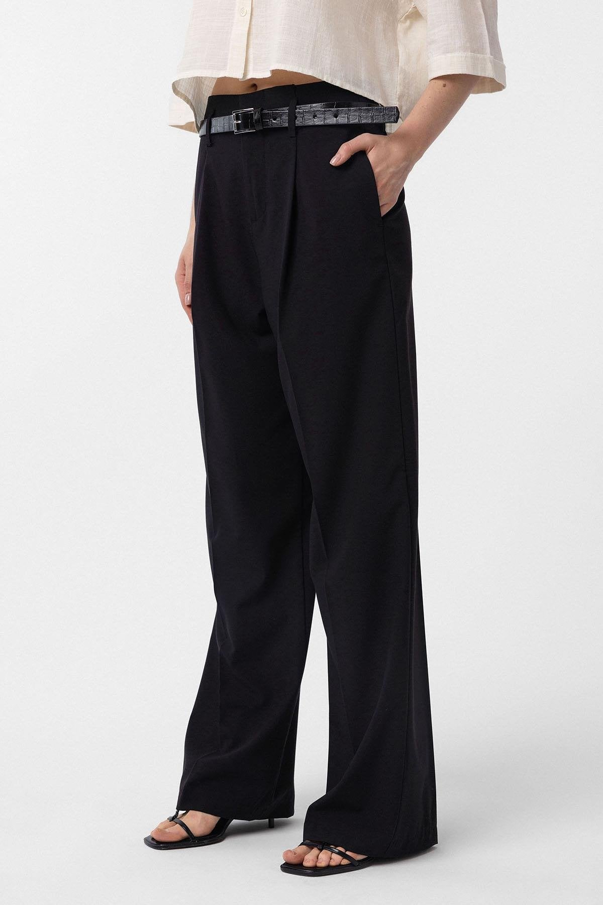 Antioch-Siyah Yüksek Bel Pilili Kadın Pantolon-Kumaş Pantolon-1-Milagron.com