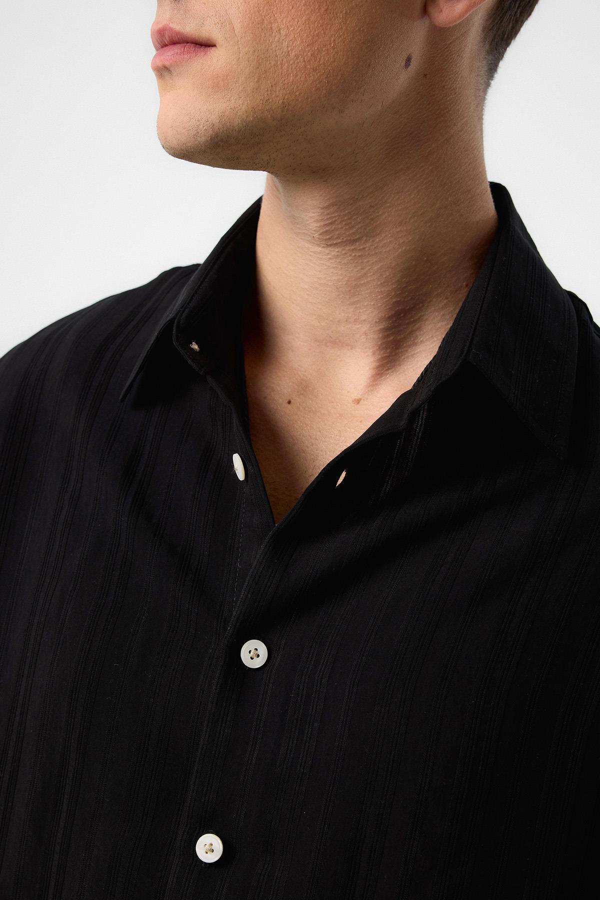 Antioch-Siyah çizgili Ve Dokulu Erkek Gömlek-Gömlek-3-Milagron.com