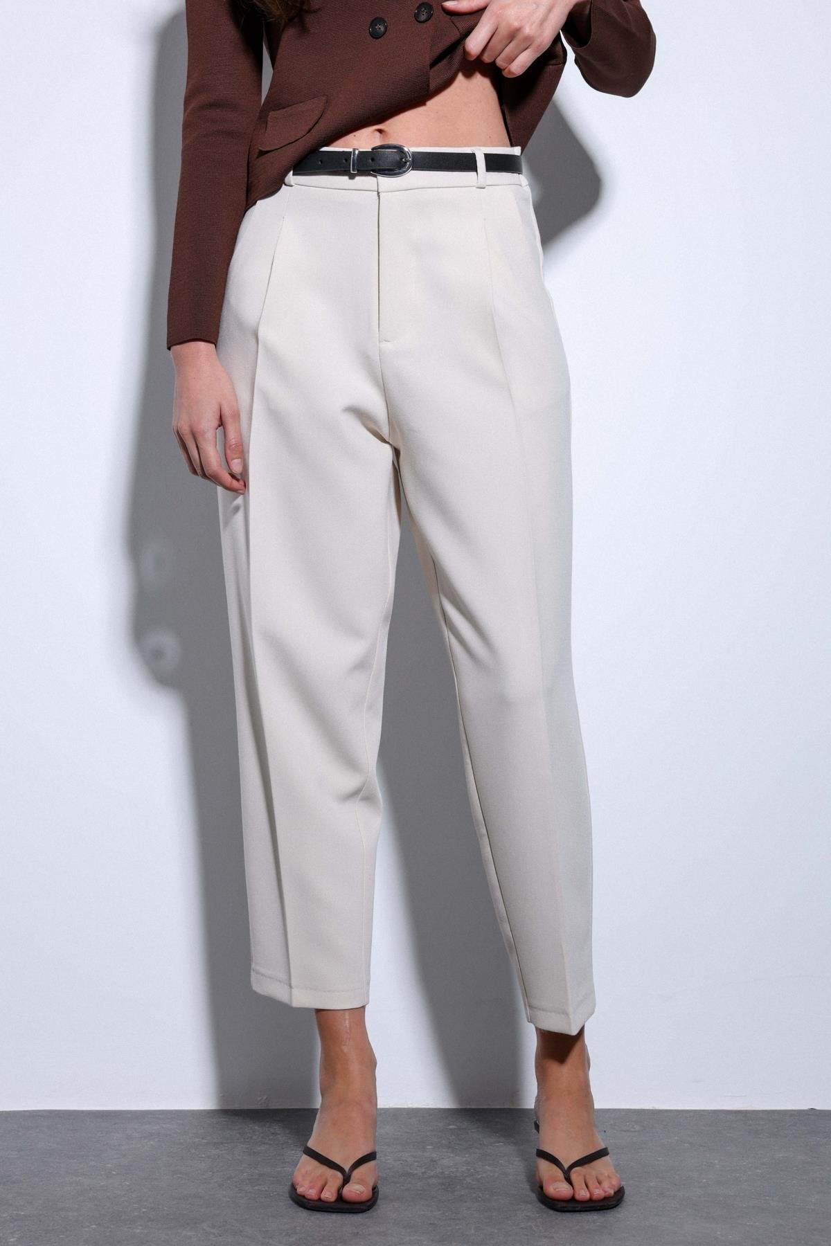 Antioch-Antioch Taş Pensli Kadın Pantolon-Kumaş Pantolon-3-Milagron.com