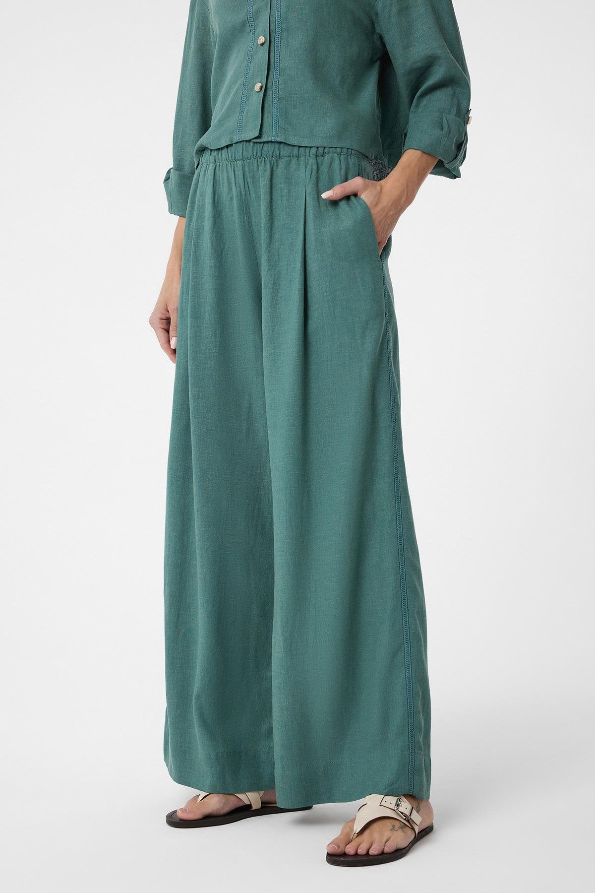 Antioch-Yeşil Şerit Detaylı Kadın Pantolon-Kumaş Pantolon-1-Milagron.com