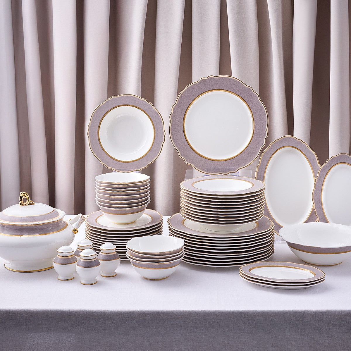 Aryıldız Majestic 60 Parça 12 Kişilik Porselen Yemek Takımı Ar261347