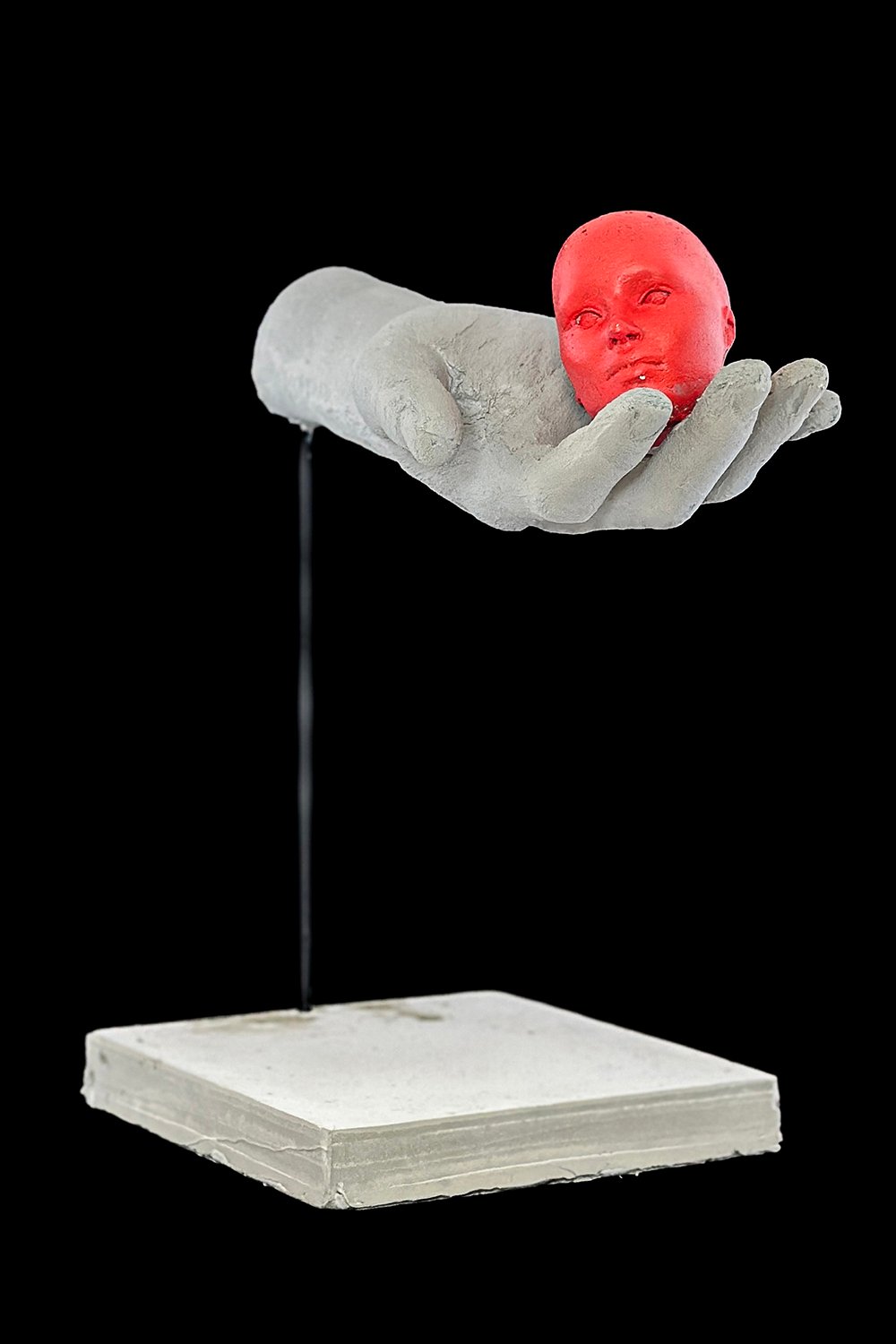 Arete Design by Egemen Umut Şen-Eldeki Kafa-Heykel-2-Milagron.com