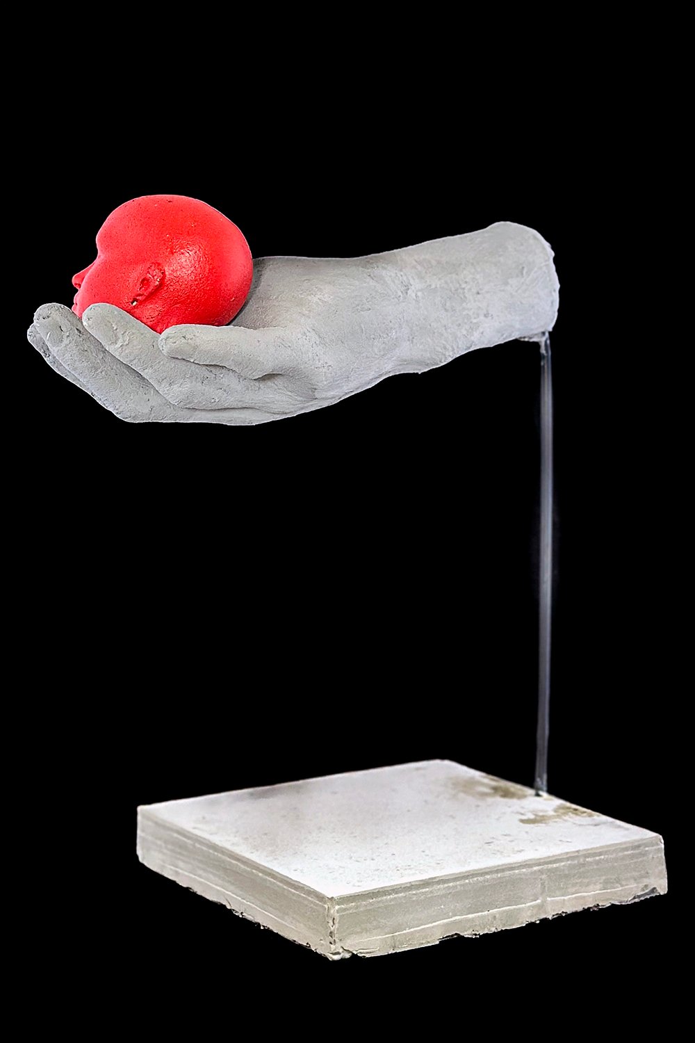 Arete Design by Egemen Umut Şen-Eldeki Kafa-Heykel-3-Milagron.com