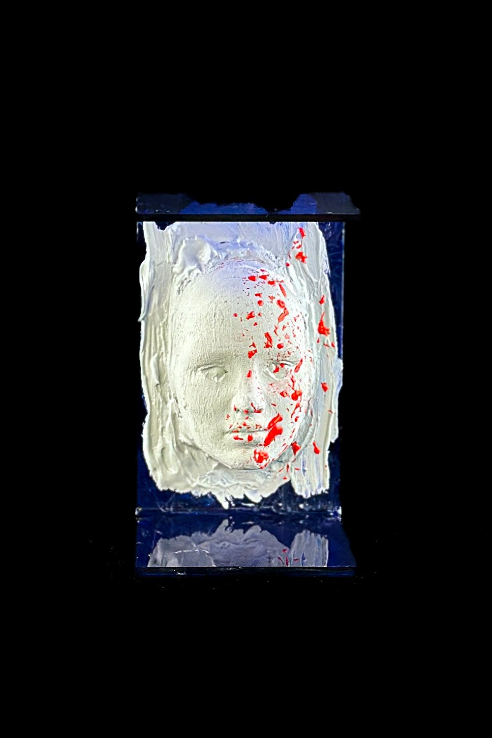 Arete Design by Egemen Umut Şen-Mavi Mask-Heykel-3-Milagron.com