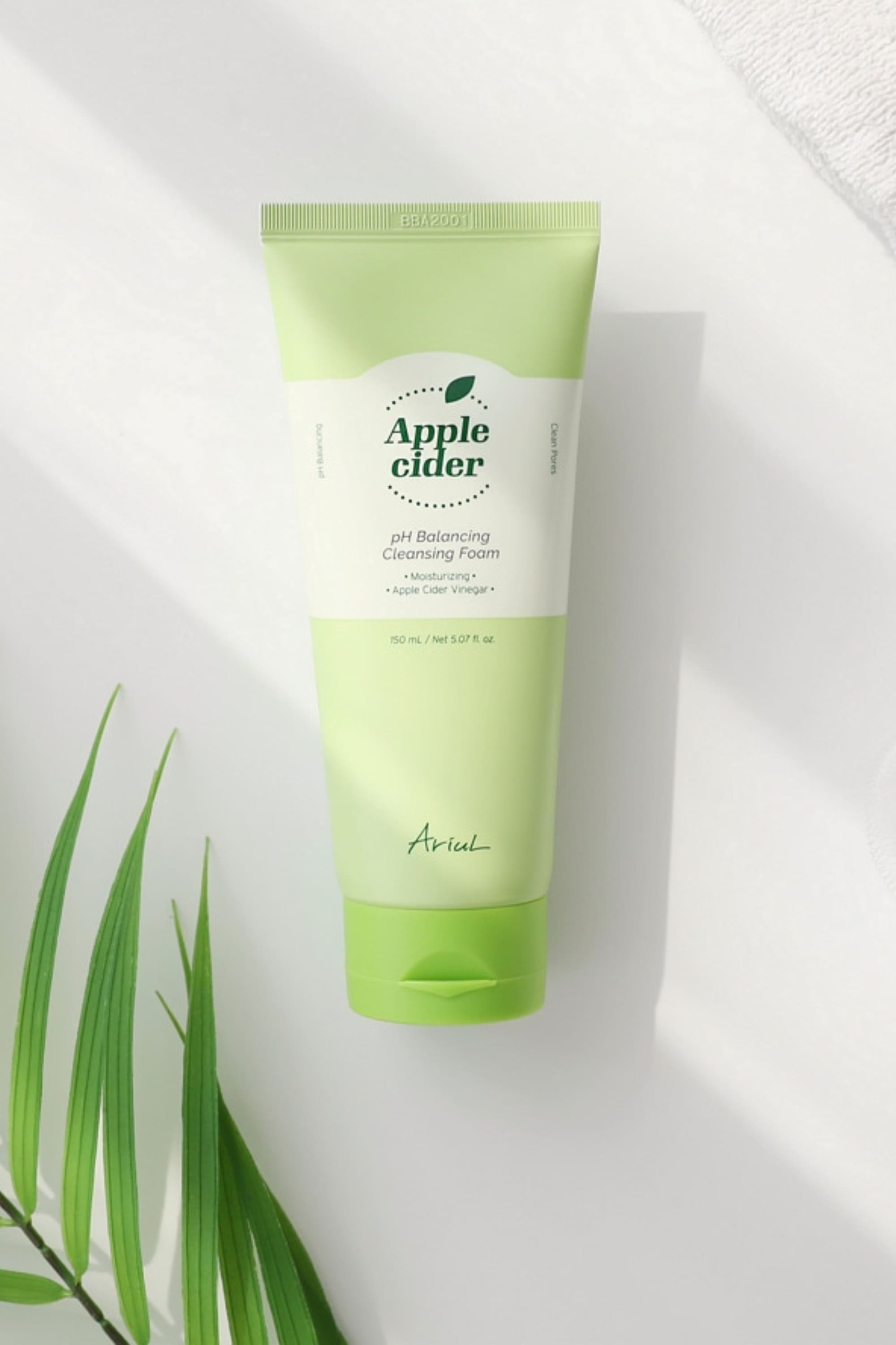 Ariul Apple Cider Ph Balancing Cleansing Foam 150 Ml - Gözenek Arındırıcı Elma Sirkeli Nazik Köpük Temizleyici