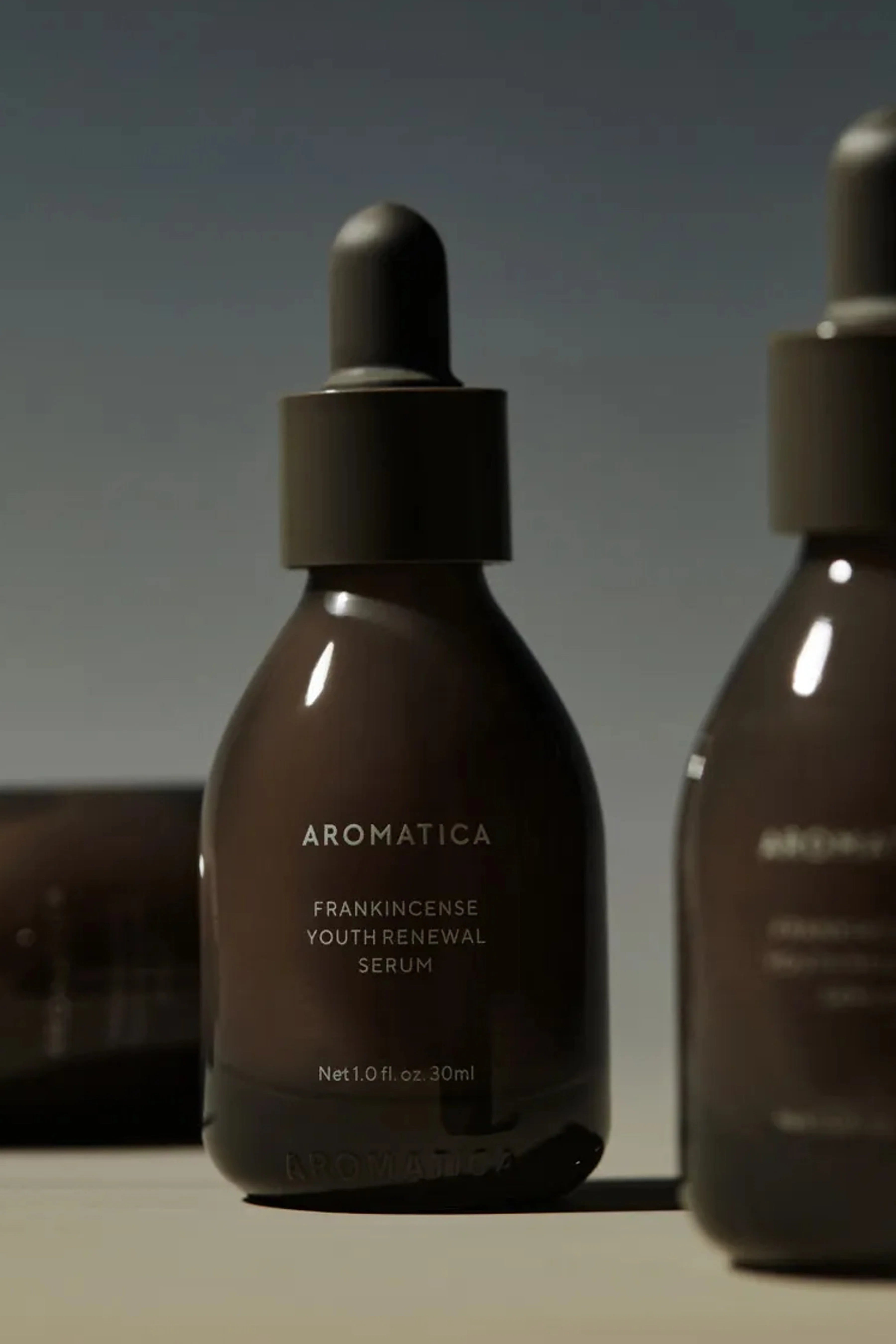 Aromatica-Aromatica Frankincense Youth Renewal Serum 30ml Vegan Gençlik Serumu-Yüz Serumu-5-Milagron.com