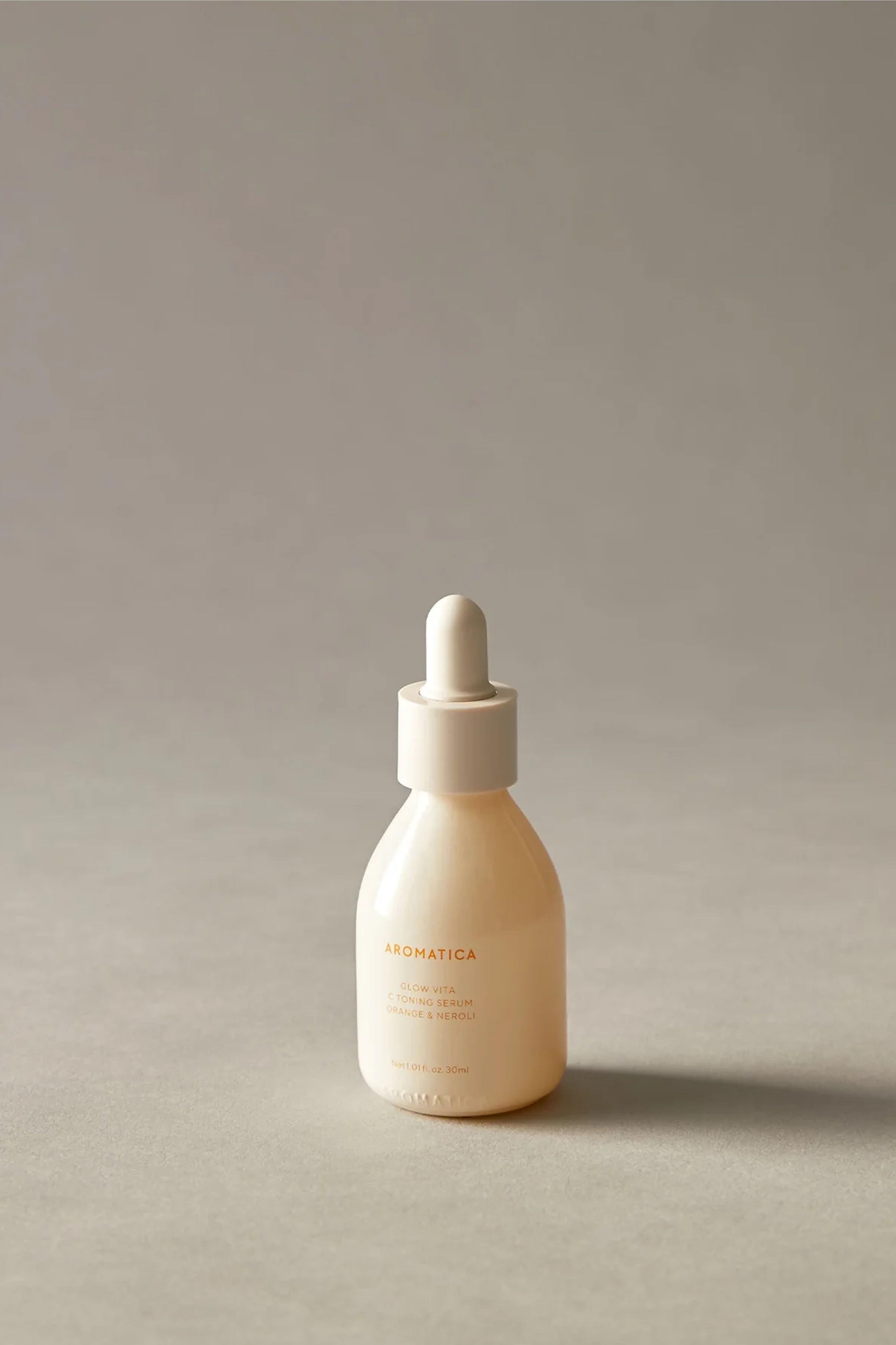 Aromatica-Aromatica Glow Vita C Toning Serum Orange & Neroli 30ml Aydınlatıcı & Ton Dengeleyici Vegan Vitamin Serum-Yüz Serumu-2-Milagron.com