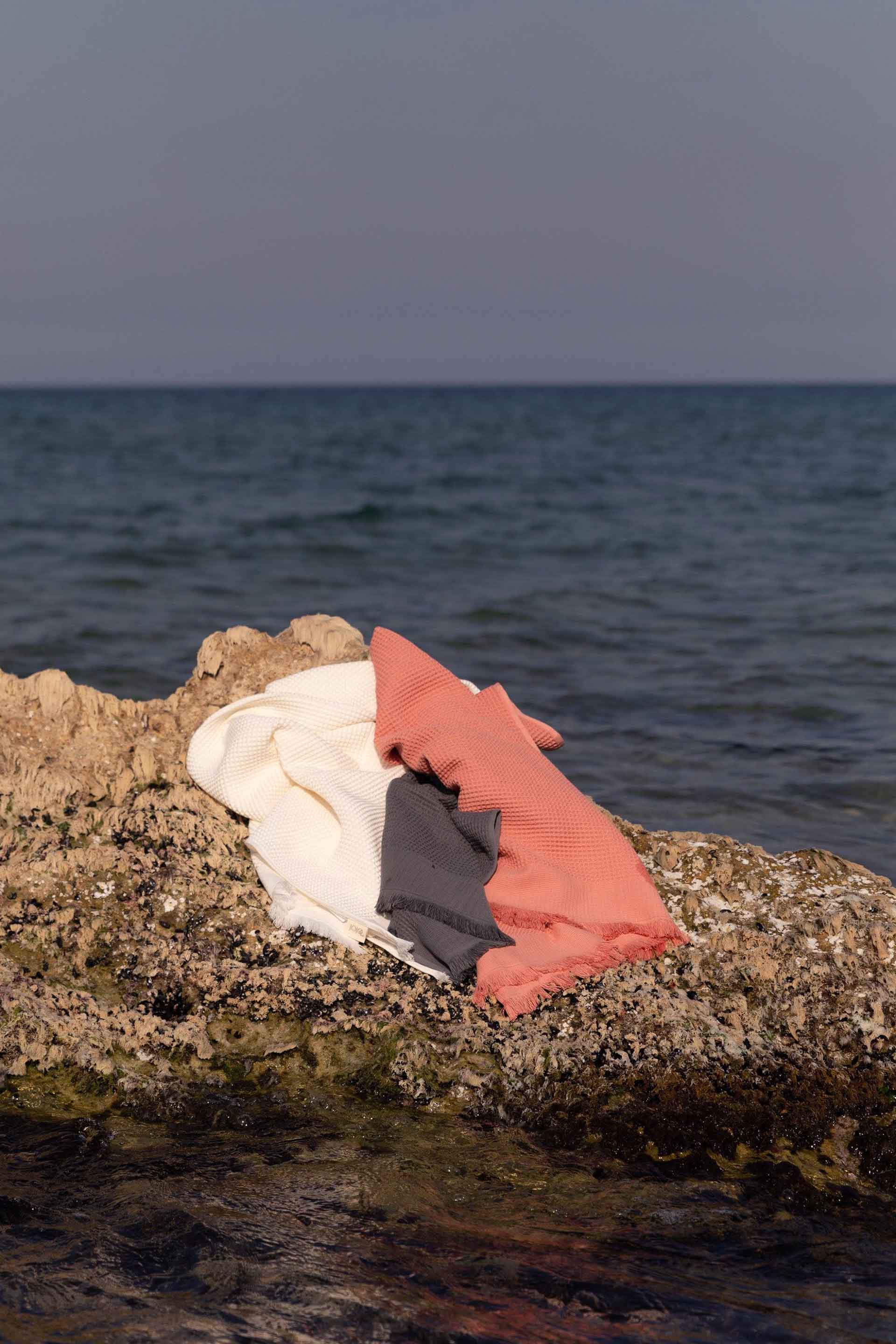 Anika Banyo Havlusu 100x150 cm | TENCEL™ & Pamuk | Waffle Pike