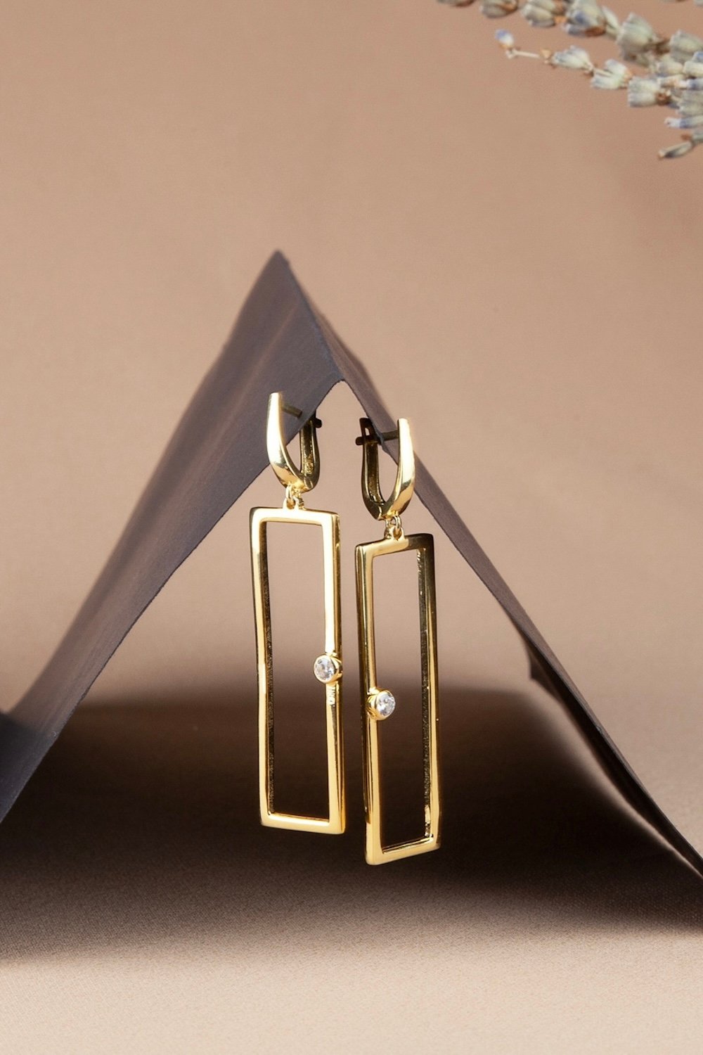 Arven’s World by Aylin Işıklı-Andantino Küpe-Küpe-4-Milagron.com