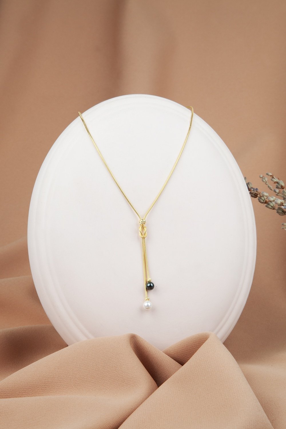 Arven’s World by Aylin Işıklı-Aşk Büyüsü Kolye-Kolye-1-Milagron.com